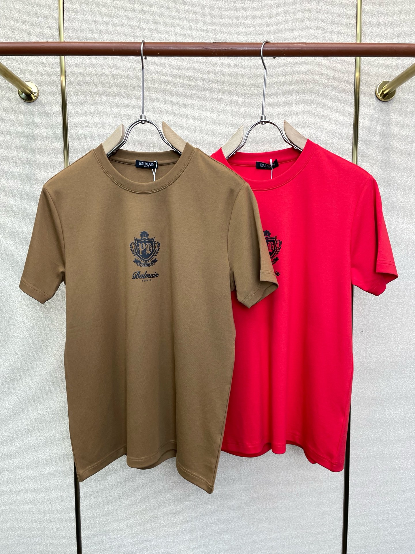 BALMAIN巴尔曼💥砸锅卖铁都要上的新款新款原单男士休闲短袖 高端定制 高端版本 时尚百搭爆款⚠️⚠️✨✨进口面料 手