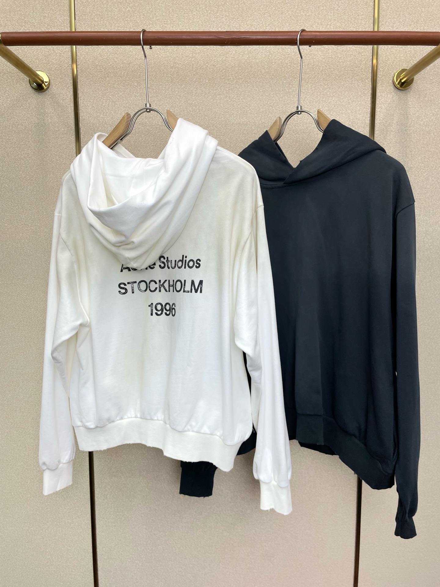 Acne Studios💥砸锅卖铁都要上的新款最新时尚连帽水洗做旧卫衣 经典设计感与颜值爆棚的外套，品质更是无法挑剔品控