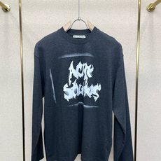 Acne Studios💥砸锅卖铁都要上的新款最新时尚长袖 经典设计感与颜值爆棚的外套,品质更是无法挑剔品控可以直接入手 Acne Studios💥砸锅卖铁都要上的新款最新时尚长袖 经典设计感与颜值爆棚的外套,品质更是无法挑剔品控可以直接入手