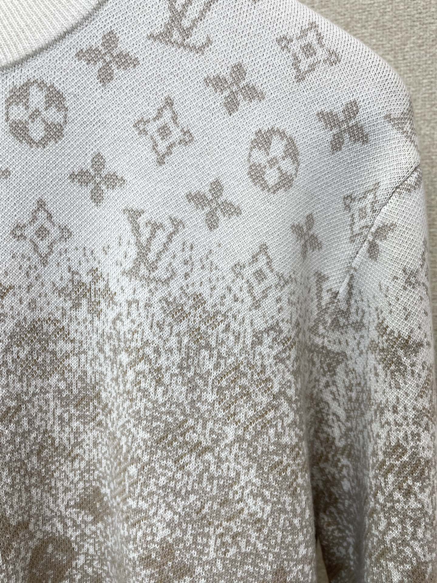 Louis Vuitton路易威登💥砸锅卖铁都要上的新款最新时尚毛衣 经典设计与颜值爆棚的外套 品质更是无法挑剔品控可以