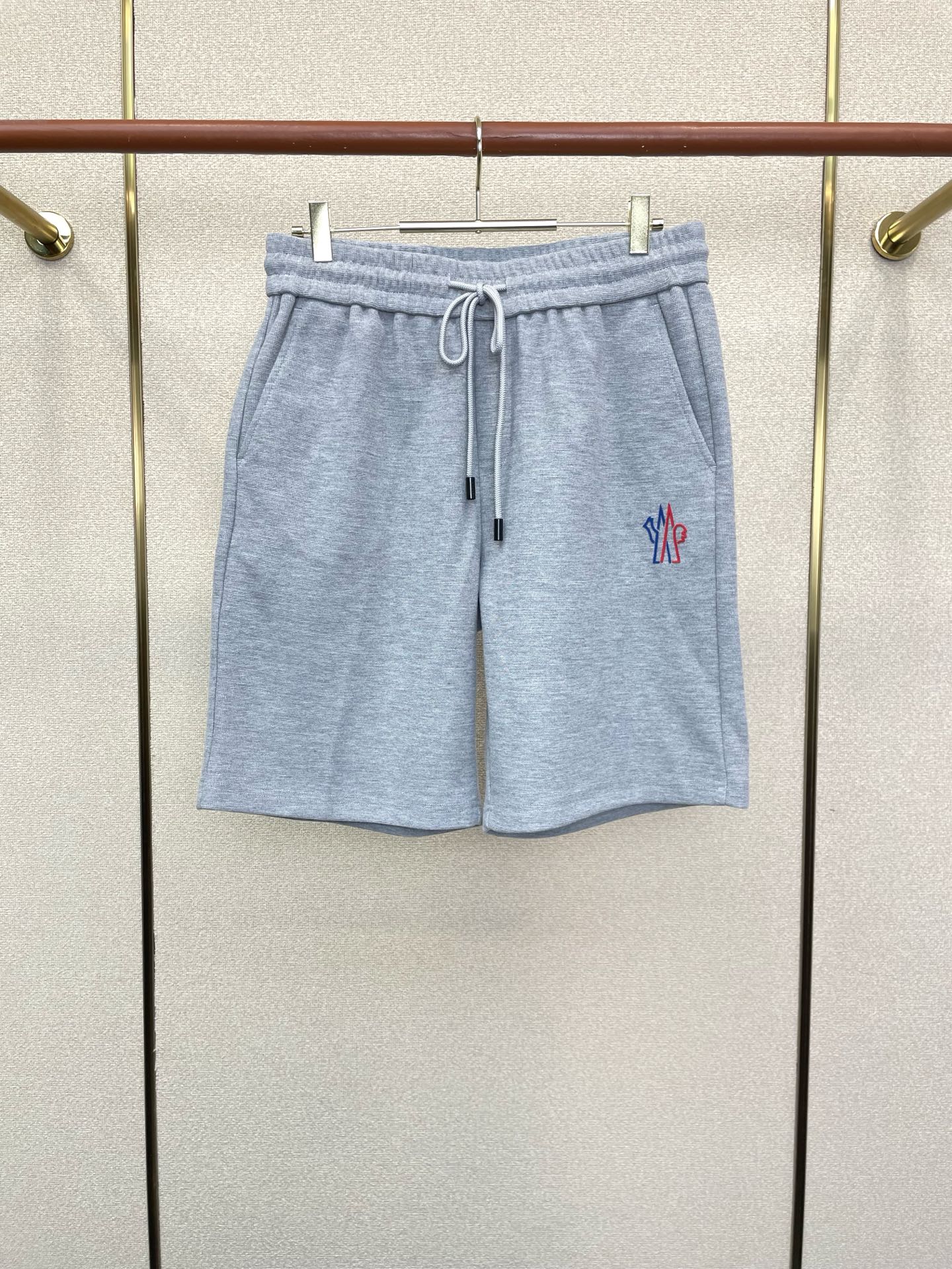 Moncler蒙口💥砸锅卖铁都要上的新款新款原单男士休闲短裤🩳高端定制 高端版本 时尚百搭爆款⚠️⚠️✨✨进口面料 手感
