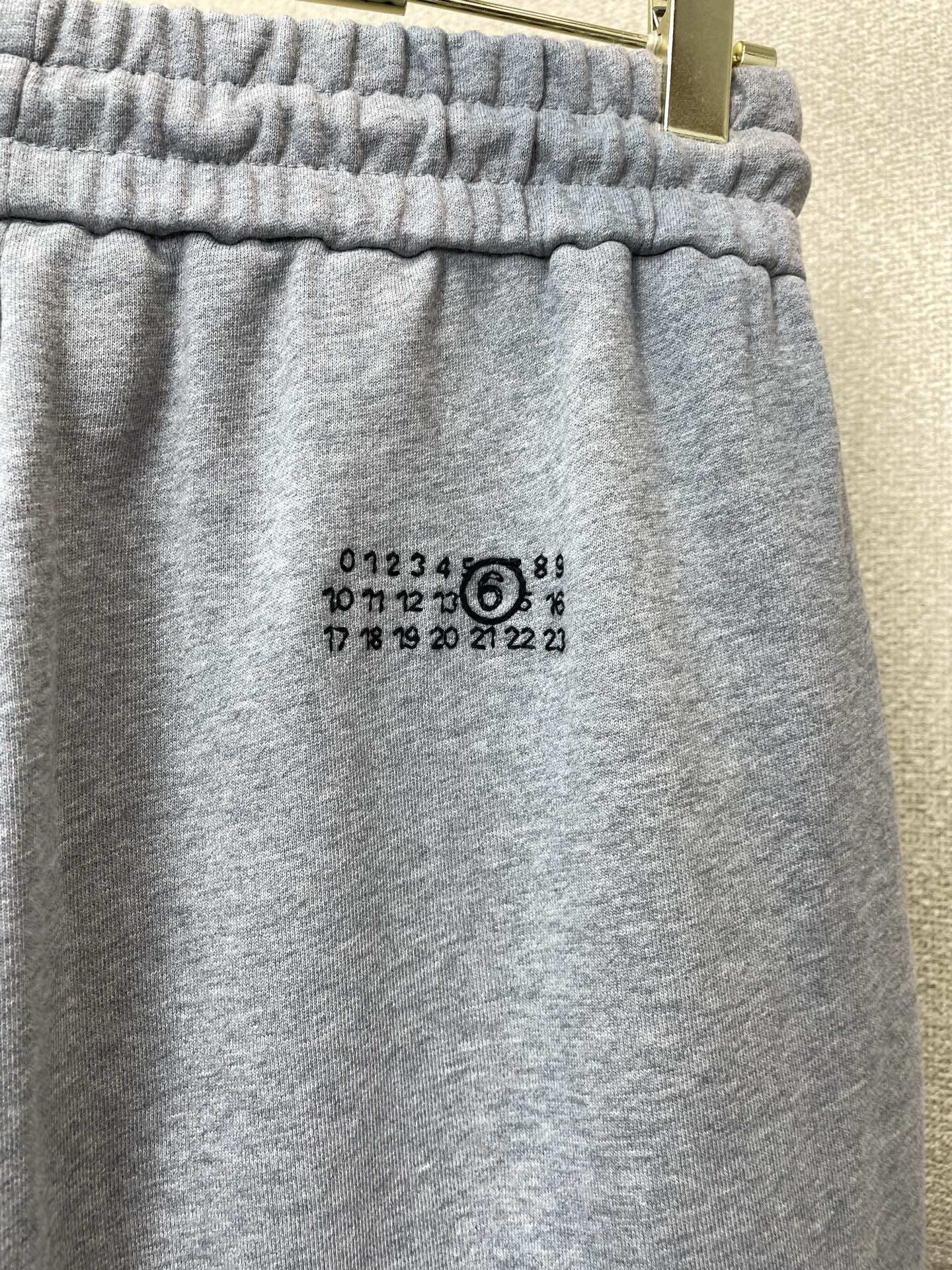Masion Margiela梅森马吉拉MM6💥砸锅卖铁都要上的新款新款原单男士休闲短裤🩳高端定制 高端版本 时尚百搭爆