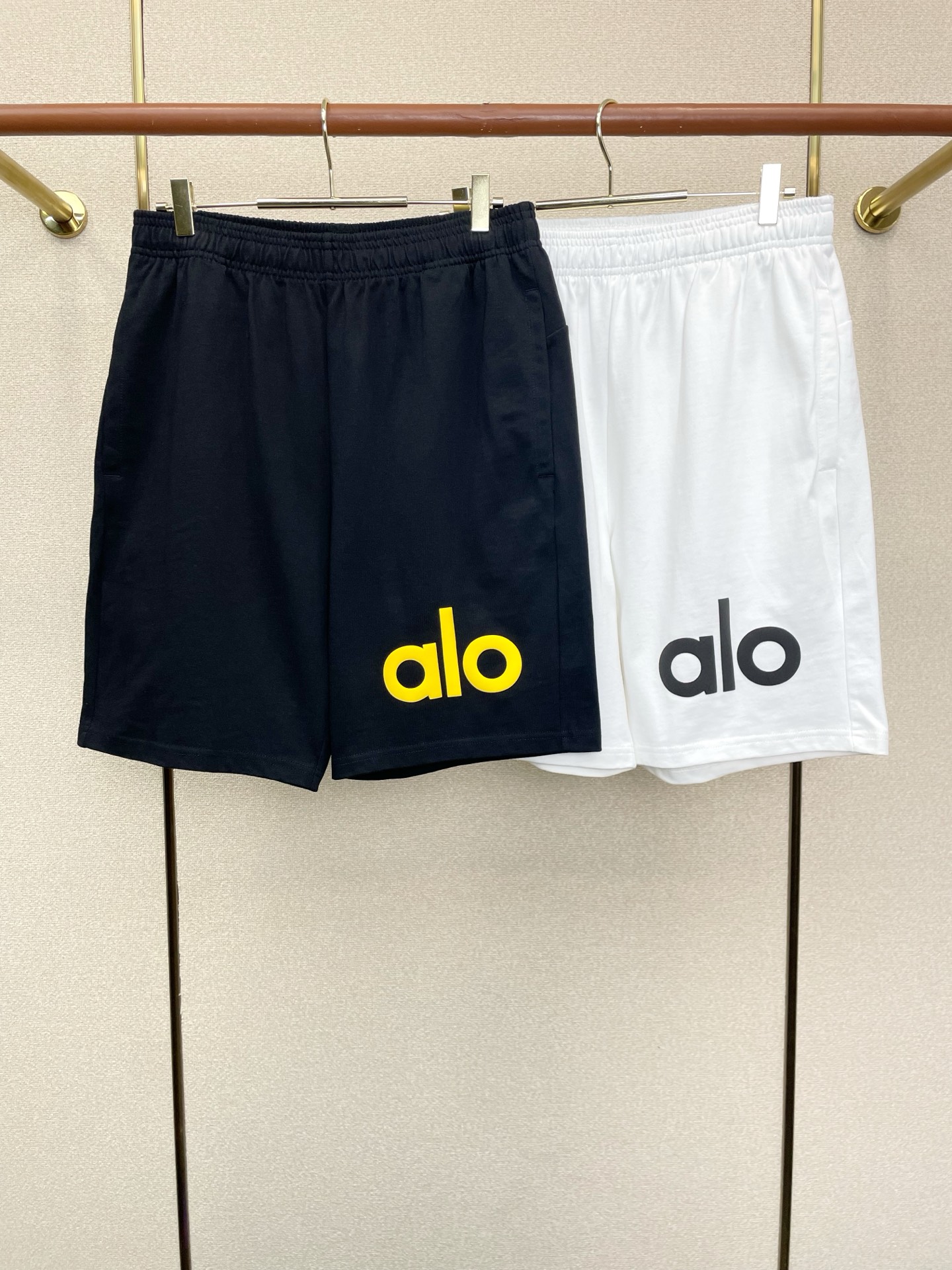 ALO YOGA💥砸锅卖铁都要上的新款新款原单男士休闲短裤🩳高端定制 高端版本 时尚百搭爆款⚠️⚠️✨✨进口面料 手感超