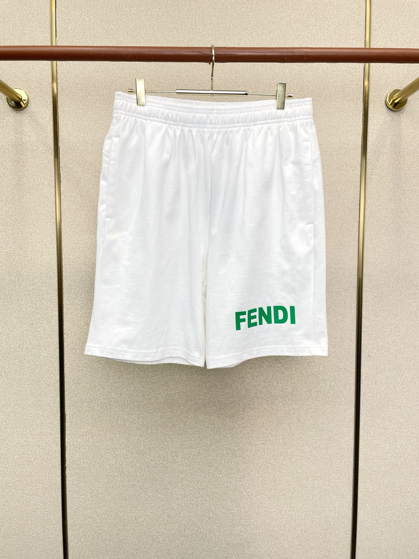 FENDI芬迪💥砸锅卖铁都要上的新款新款原单男士休闲短裤🩳高端定制 高端版本 时尚百搭爆款⚠️⚠️✨✨进口面料 手感超柔