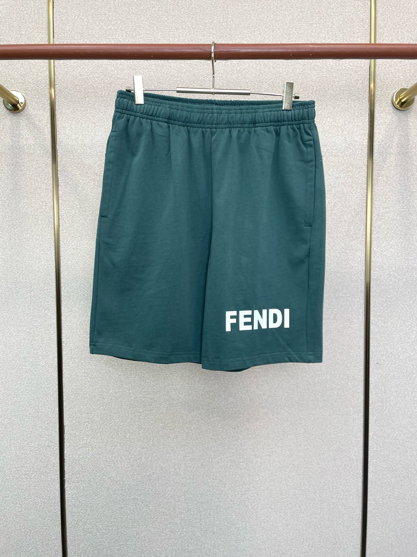 FENDI芬迪💥砸锅卖铁都要上的新款新款原单男士休闲短裤🩳高端定制 高端版本 时尚百搭爆款⚠️⚠️✨✨进口面料 手感超柔
