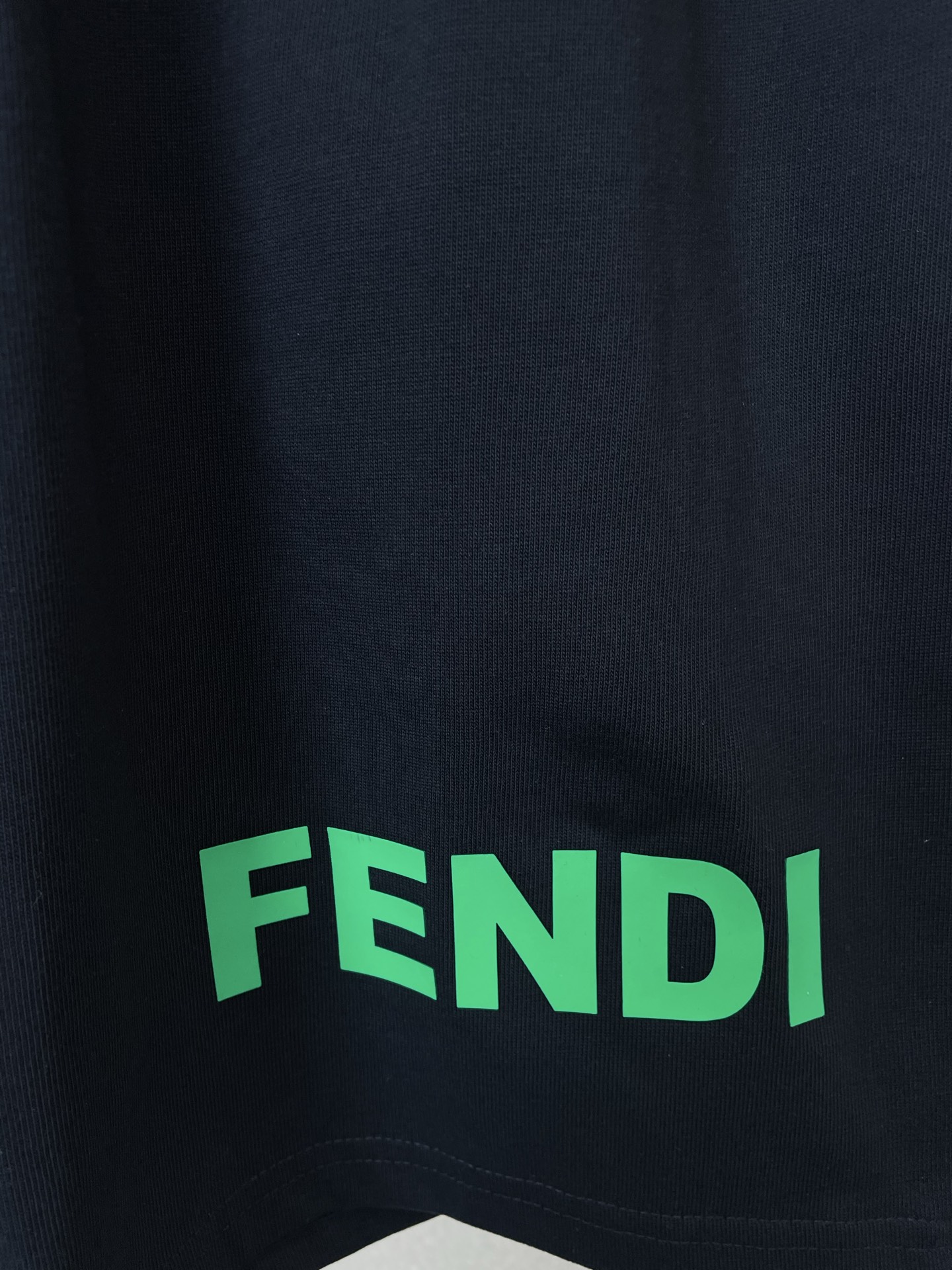 FENDI芬迪💥砸锅卖铁都要上的新款新款原单男士休闲短裤🩳高端定制 高端版本 时尚百搭爆款⚠️⚠️✨✨进口面料 手感超柔