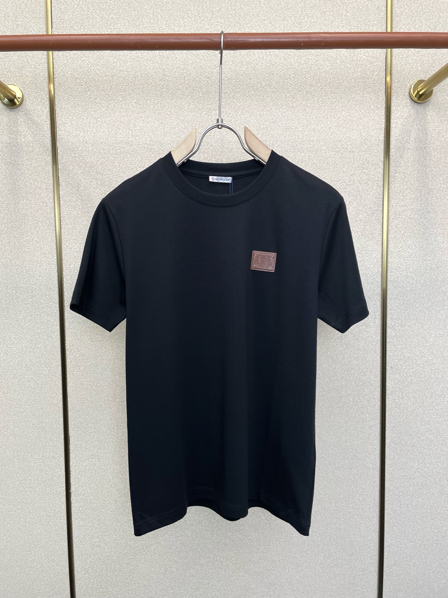 Moncler蒙口💥独家专供新款原单男士休闲短袖 高端定制 高端版本 时尚百搭爆款⚠️⚠️✨✨进口面料 手感超柔软细腻 