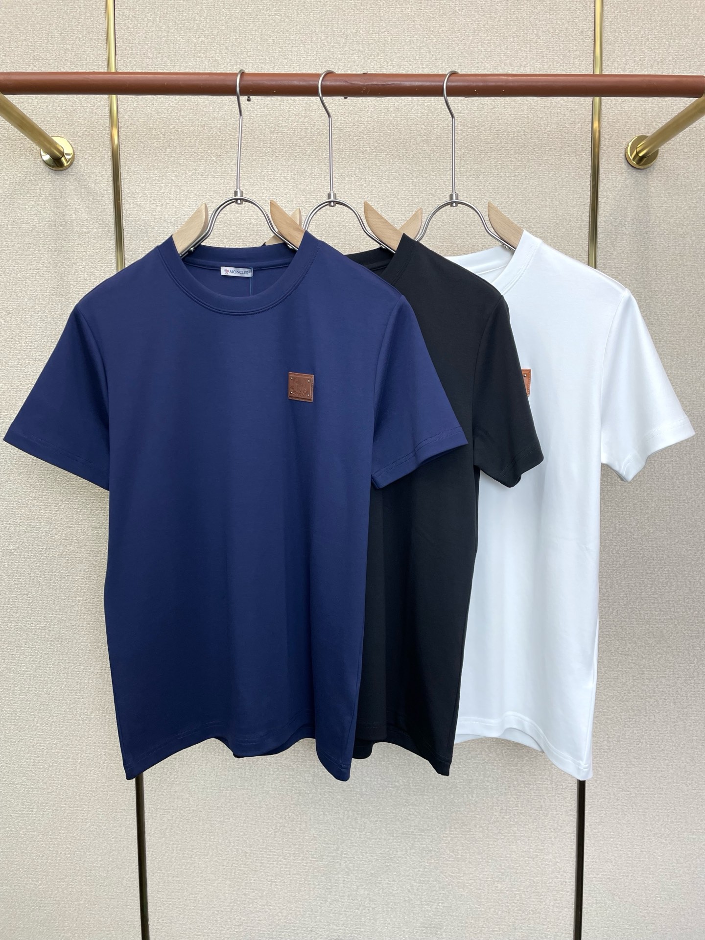 Moncler蒙口💥独家专供新款原单男士休闲短袖 高端定制 高端版本 时尚百搭爆款⚠️⚠️✨✨进口面料 手感超柔软细腻 