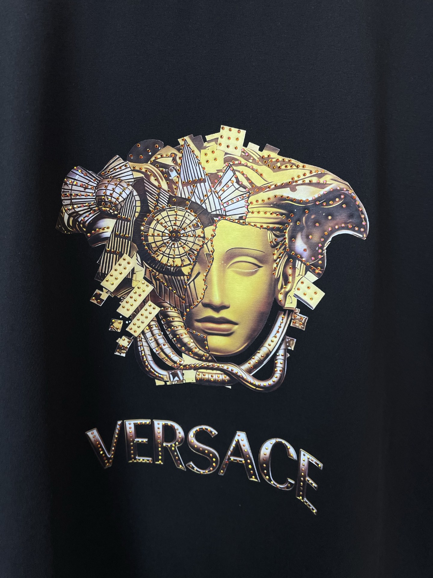 Versace范思哲💥砸锅卖铁都要上的新款新款原单男士休闲短袖 高端定制 高端版本 时尚百搭爆款⚠️⚠️✨✨进口面料 手