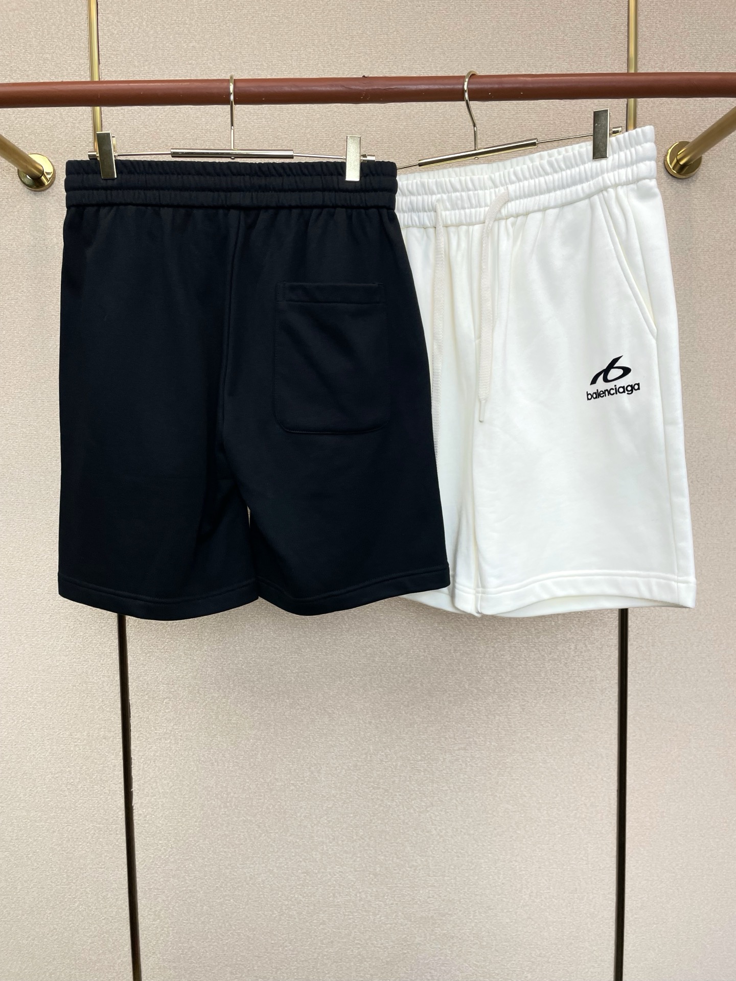 Balenciaga巴黎世家💥独家专供新款原单男士休闲短裤🩳高端定制 高端版本 时尚百搭爆款⚠️⚠️✨✨进口面料 手感超
