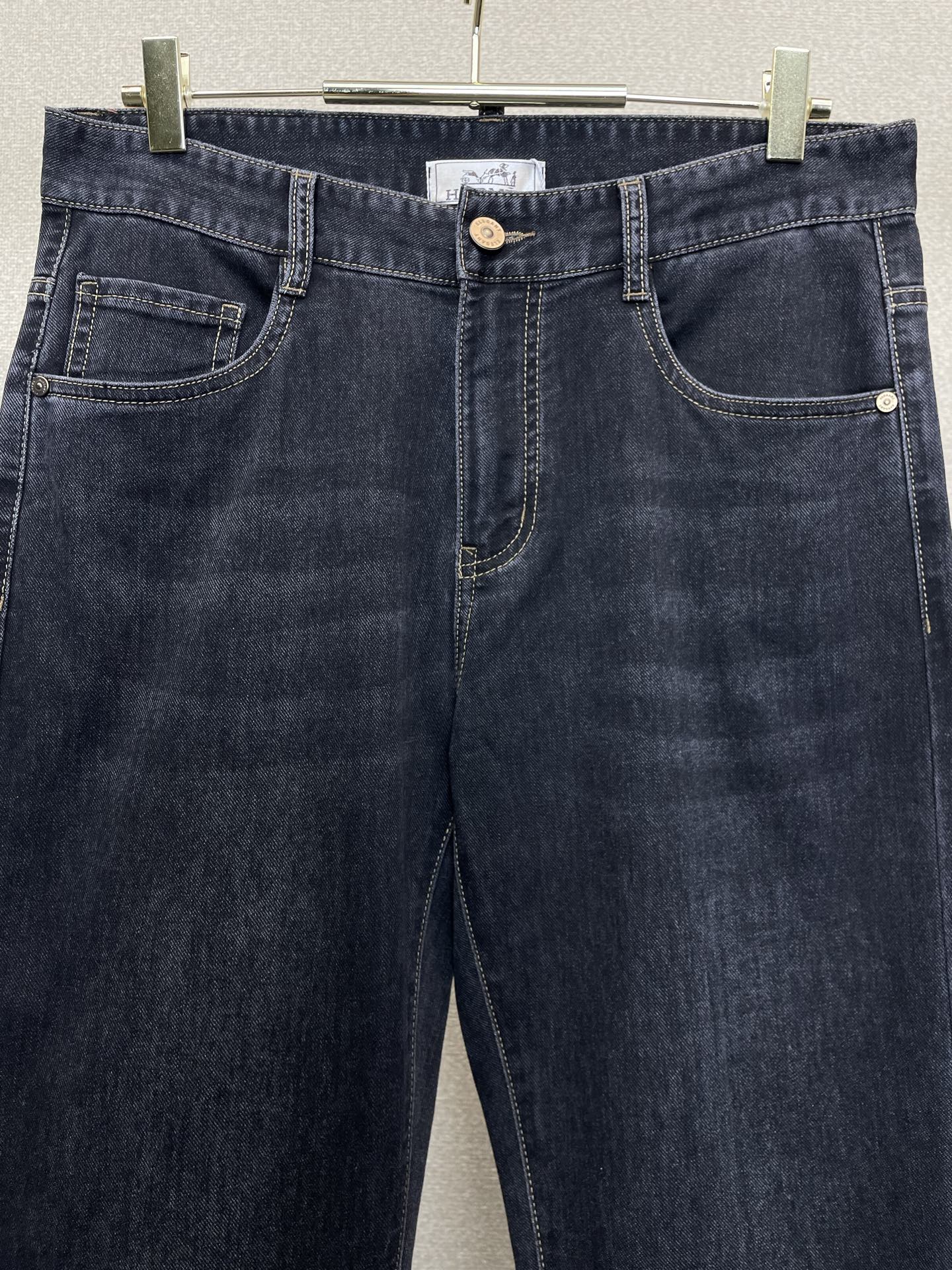 Hermès爱马仕💥砸锅卖铁都要上的新款新款休闲牛仔裤👖高端版本 专柜定制面料 透气舒适度高，细节无可挑剔，品牌元素设计