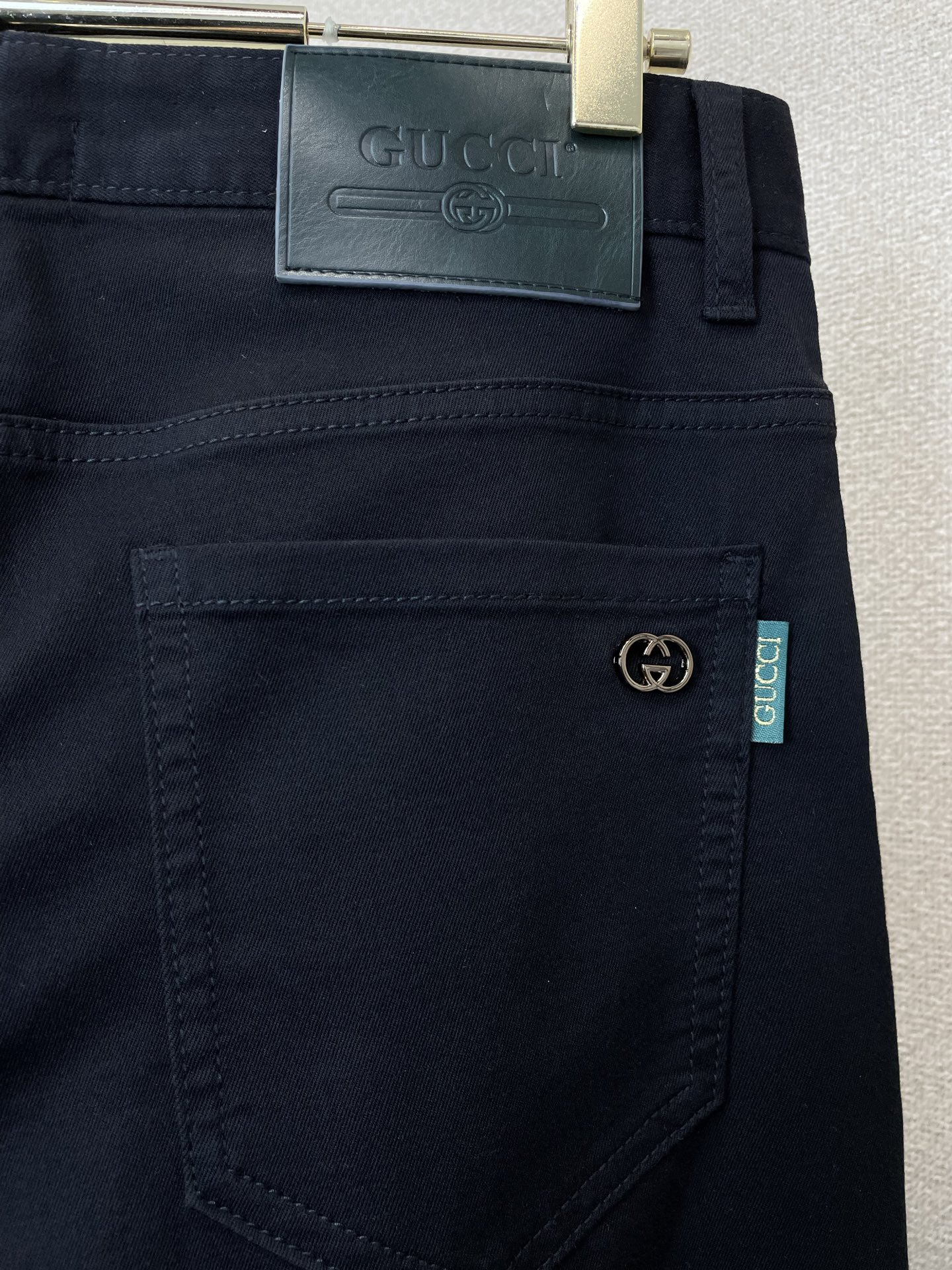 Gucci古驰💥独家专供新款休闲牛仔裤👖高端版本 专柜定制面料 透气舒适度高，细节无可挑剔，品牌元素设计理念，体现高品质