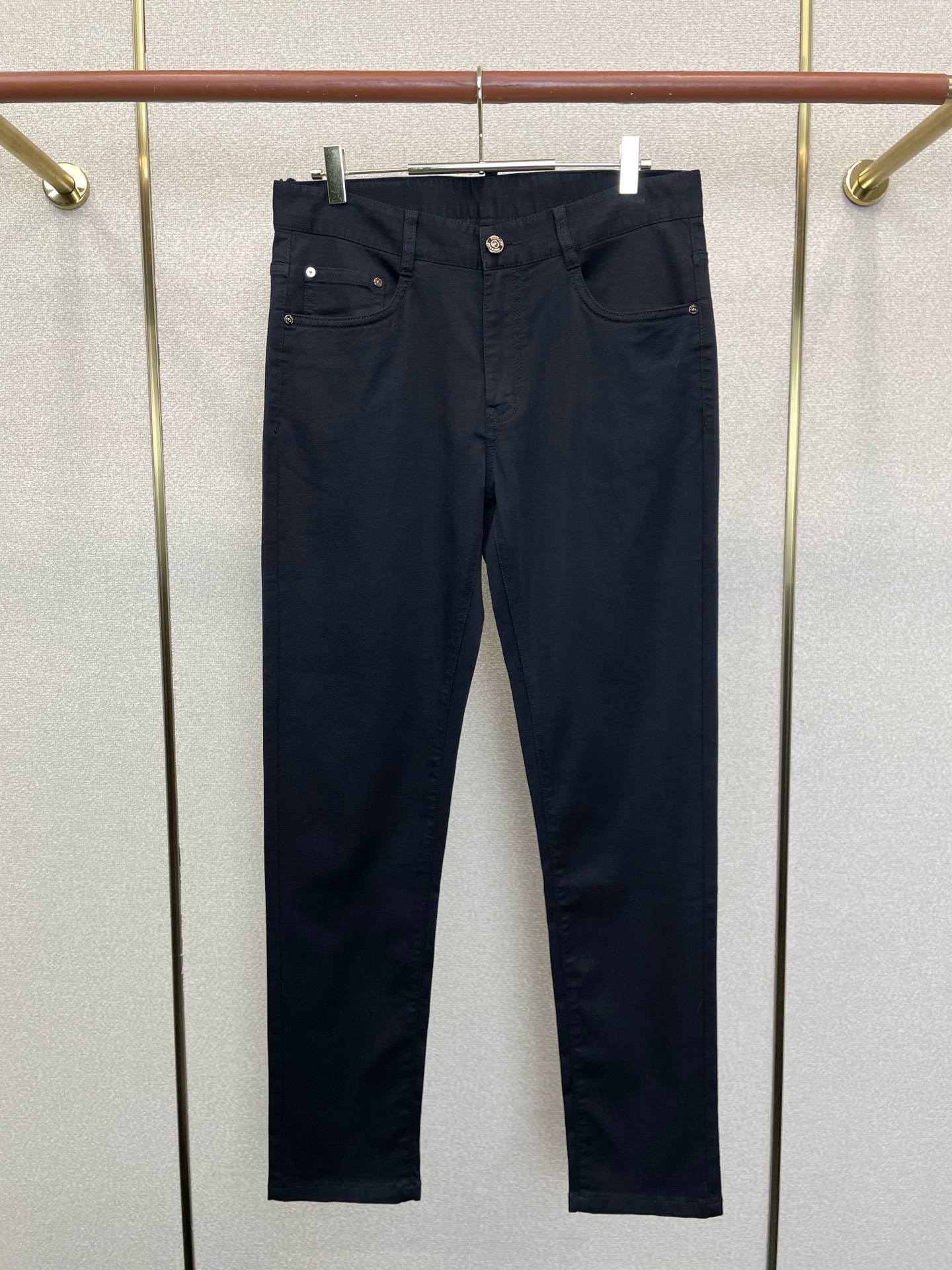 Bottega Veneta葆蝶家💥砸锅卖铁都要上的新款新款休闲牛仔裤👖高端版本 专柜定制面料 透气舒适度高，细节无可挑