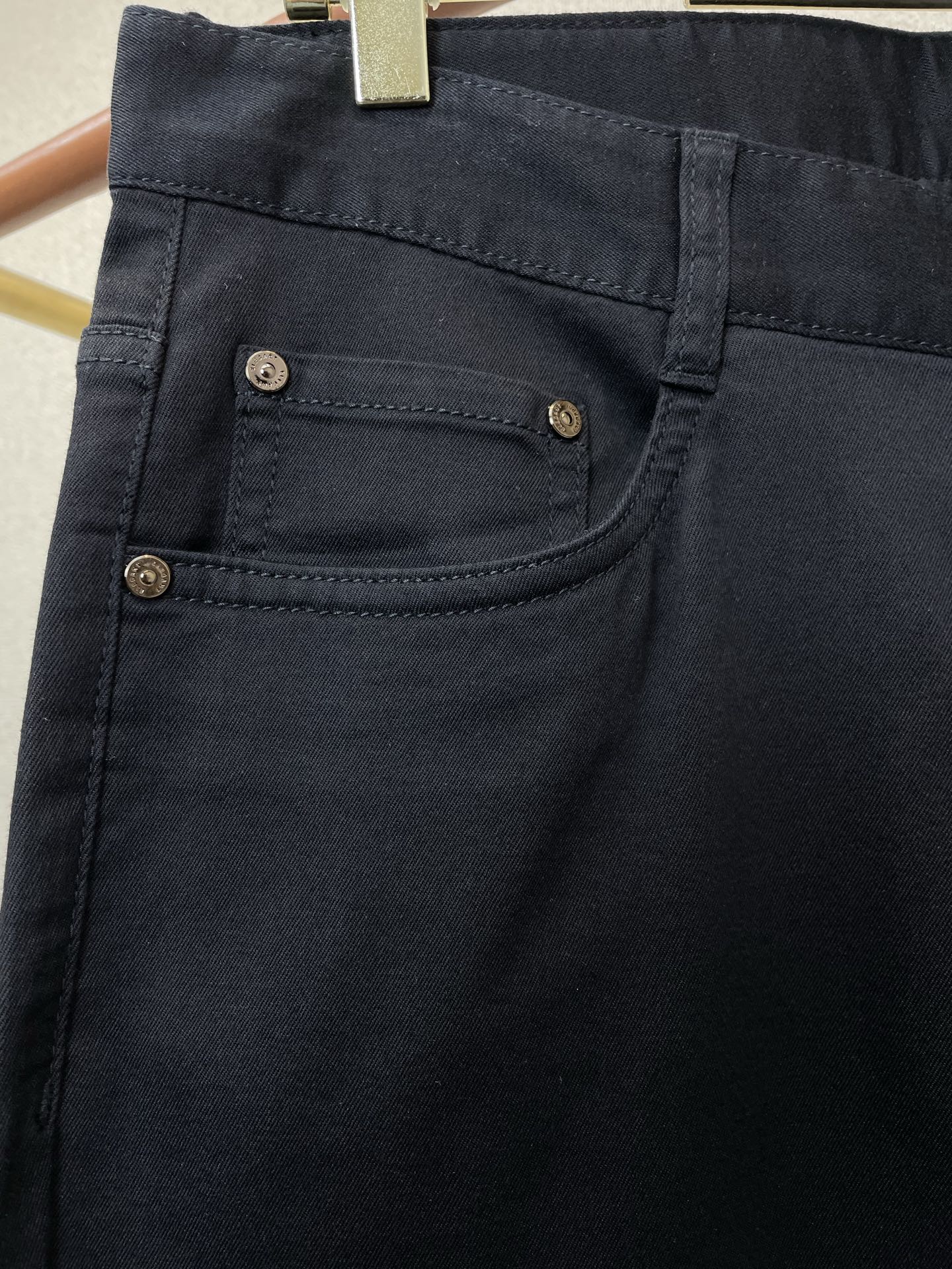 Bottega Veneta葆蝶家💥砸锅卖铁都要上的新款新款休闲牛仔裤👖高端版本 专柜定制面料 透气舒适度高，细节无可挑