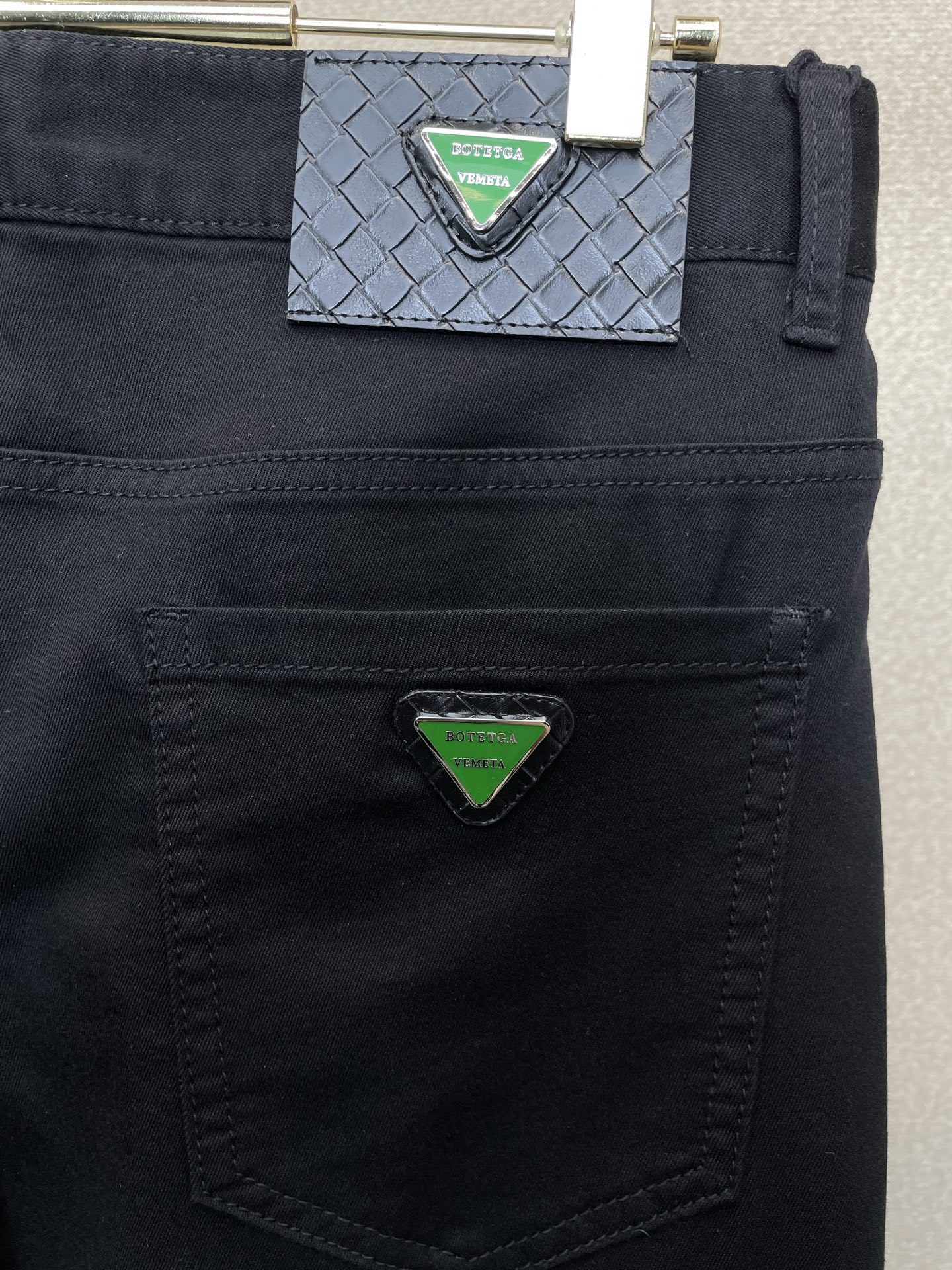 Bottega Veneta葆蝶家💥砸锅卖铁都要上的新款新款休闲牛仔裤👖高端版本 专柜定制面料 透气舒适度高，细节无可挑