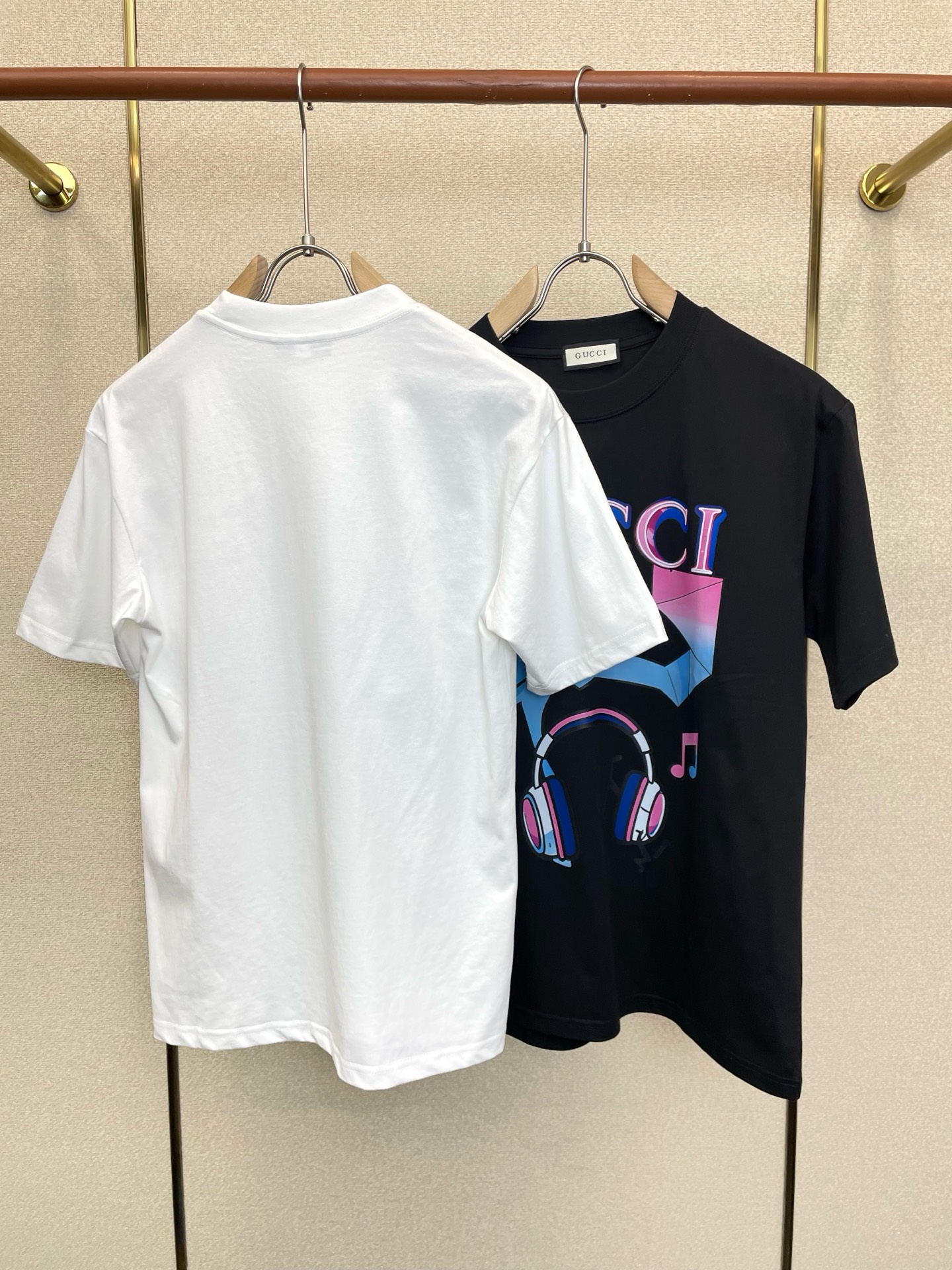Gucci古驰💥砸锅卖铁都要上的新款新款原单男士休闲短袖 高端定制 高端版本 时尚百搭爆款⚠️⚠️✨✨进口面料 手感超柔