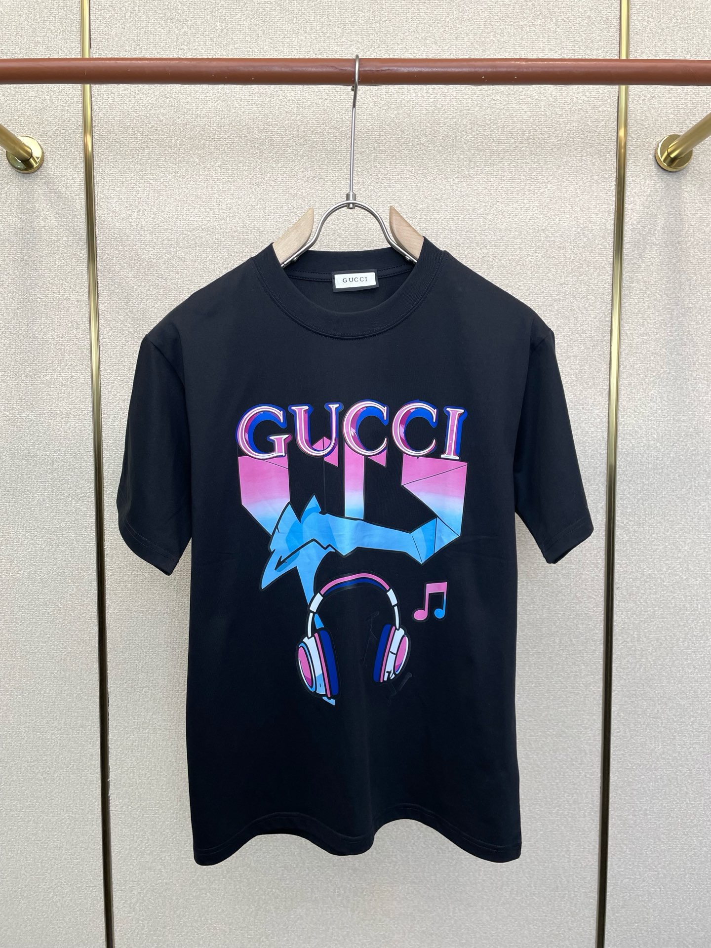 Gucci古驰💥砸锅卖铁都要上的新款新款原单男士休闲短袖 高端定制 高端版本 时尚百搭爆款⚠️⚠️✨✨进口面料 手感超柔