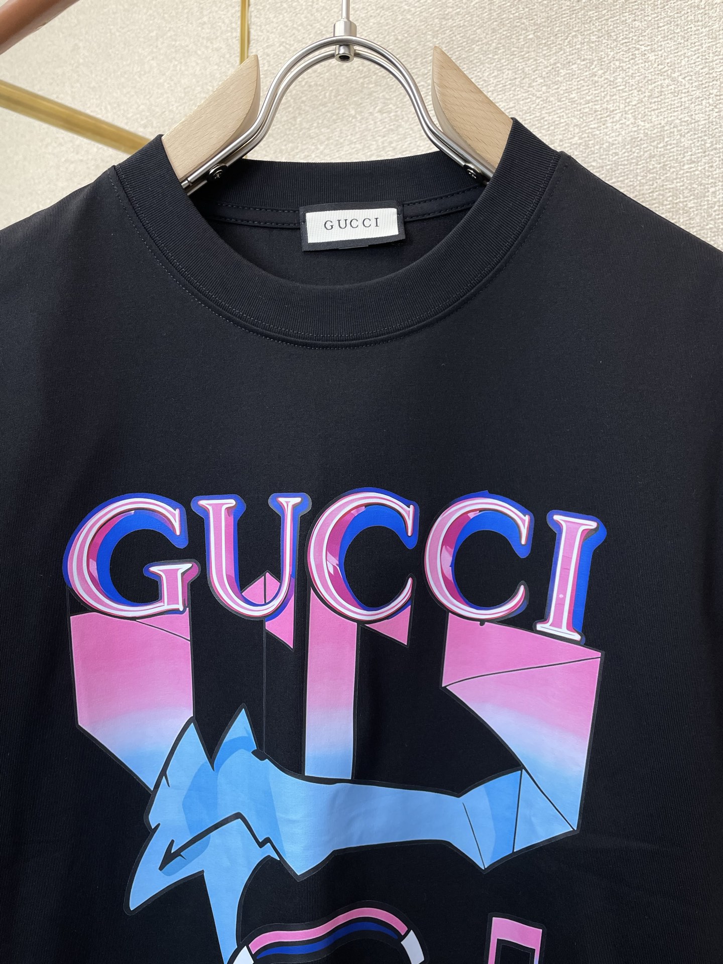 Gucci古驰💥砸锅卖铁都要上的新款新款原单男士休闲短袖 高端定制 高端版本 时尚百搭爆款⚠️⚠️✨✨进口面料 手感超柔