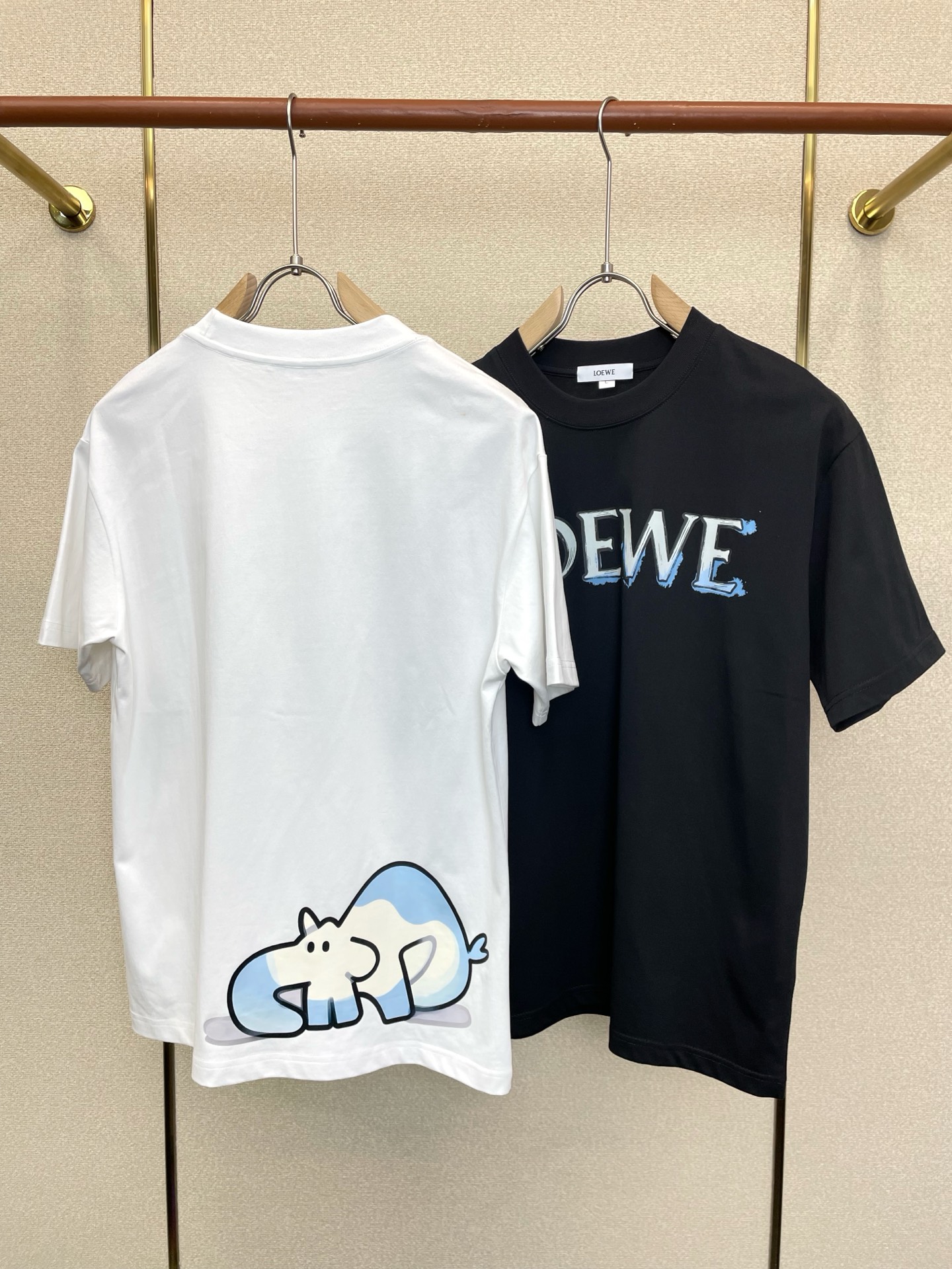 LOEWE罗意威💥独家专供新款原单男士休闲短袖 高端定制 高端版本 时尚百搭爆款⚠️⚠️✨✨进口面料 手感超柔软细腻  