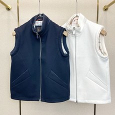Loro piana-Loro Piana 诺悠翩雅💥独家专供最新时尚马甲 经典设计感与颜值爆棚的外套,品质更是无法挑剔 Loro piana-Loro Piana 诺悠翩雅💥独家专供最新时尚马甲 经典设计感与颜值爆棚的外套,品质更是无法挑剔