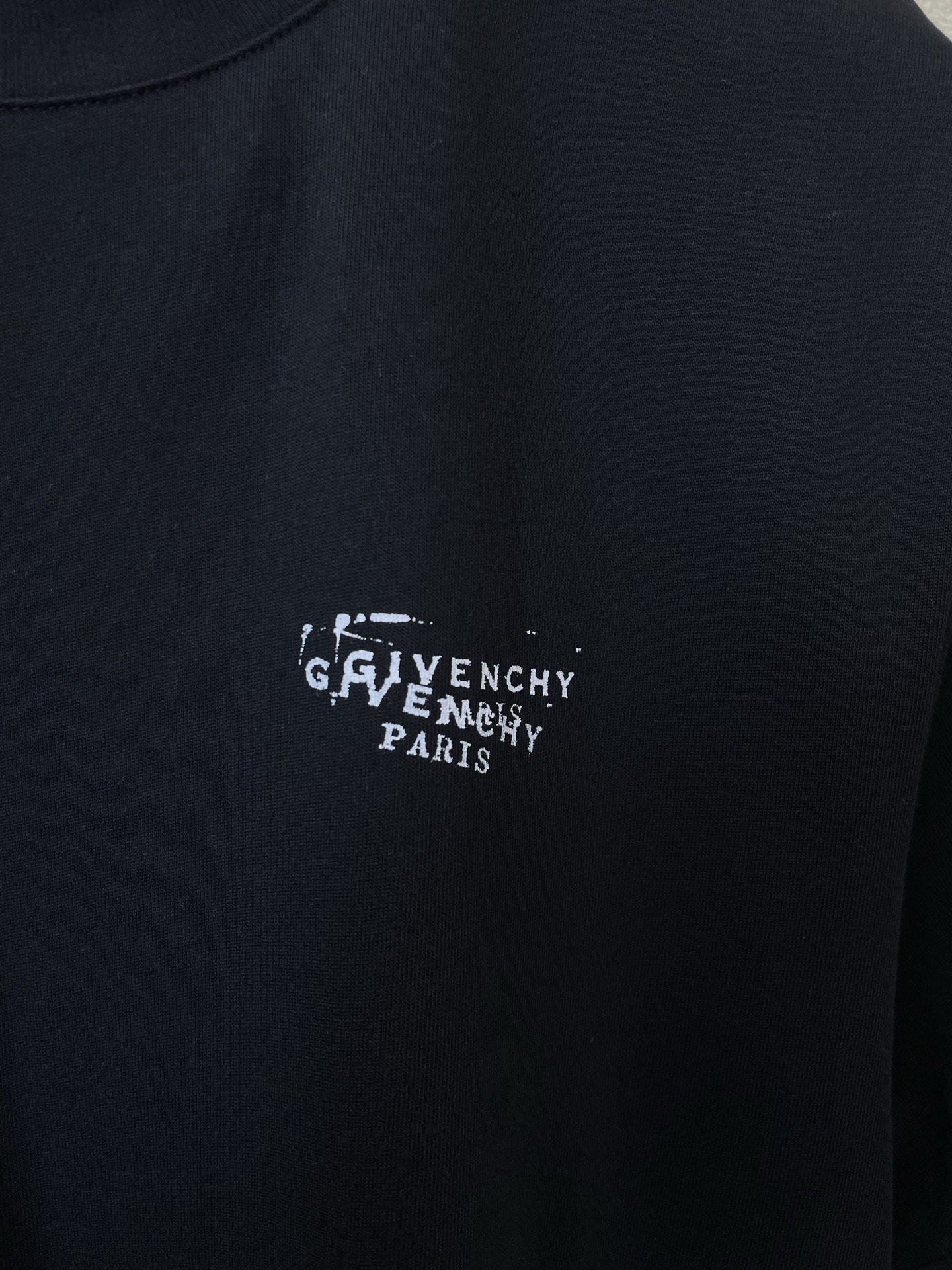 Givenchy纪梵希💥独家专供新款原单男士休闲短袖 高端定制 高端版本 时尚百搭爆款⚠️⚠️✨✨进口面料 手感超柔软细