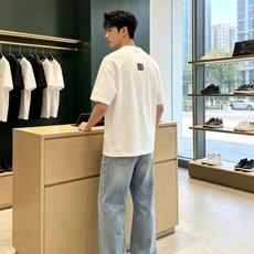 Dolce&Gabbana杜嘉班纳💥砸锅卖铁都要上的新款新款原单男士休闲春夏短袖 高端定制 高端版本 时尚百搭爆款⚠️⚠ Dolce&Gabbana杜嘉班纳💥砸锅卖铁都要上的新款新款原单男士休闲春夏短袖 高端定制 高端版本 时尚百搭爆款⚠️⚠