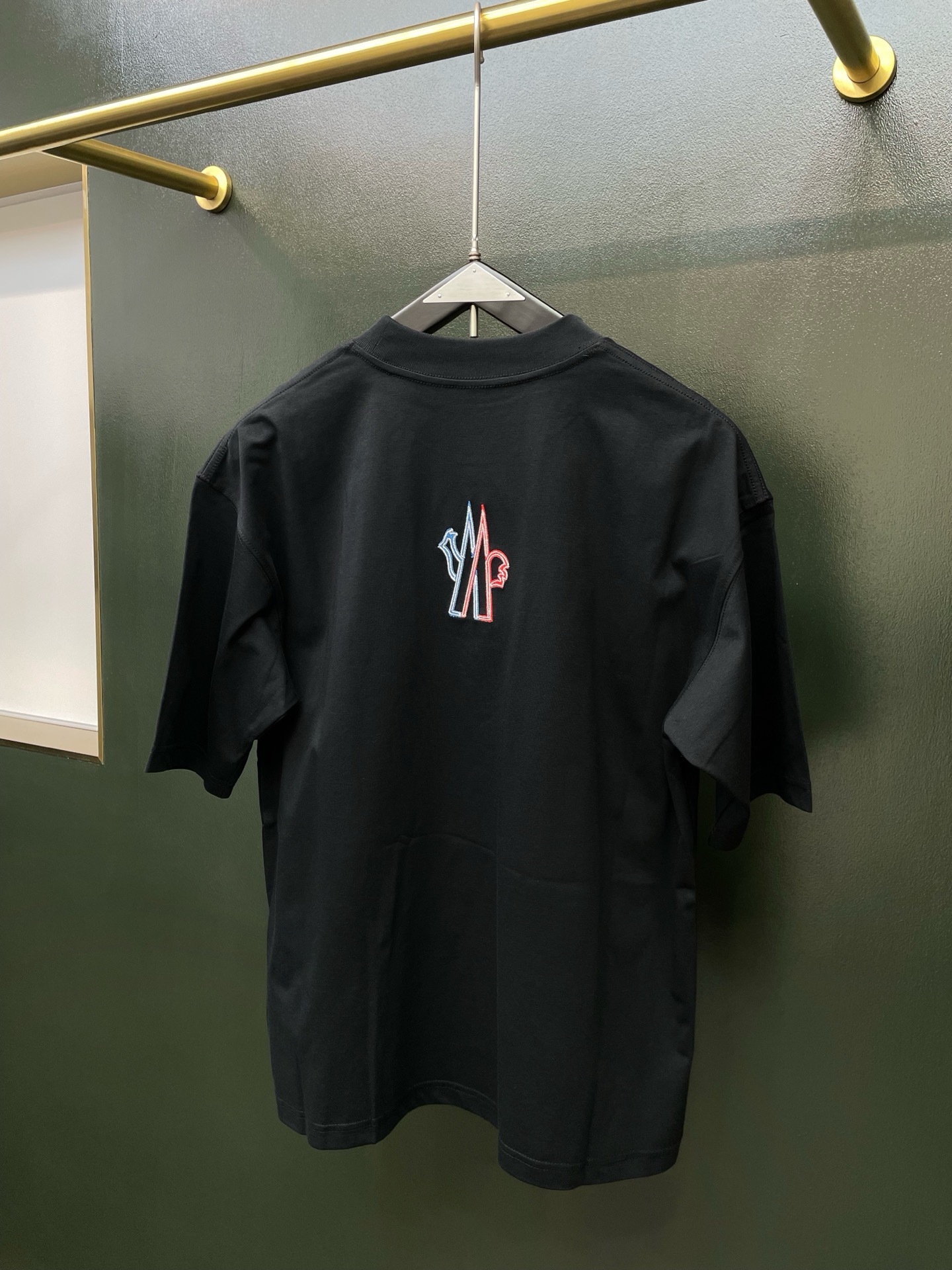 Moncler蒙口💥砸锅卖铁都要上的新款新款原单男士休闲春夏短袖 高端定制 高端版本 时尚百搭爆款⚠️⚠️✨✨进口面料 