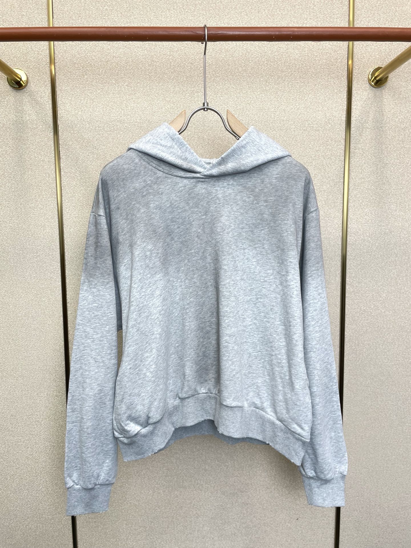 Acne Studios👚砸锅卖铁都要上的新款👚新款女装休闲卫衣 高端版本!独特设计 专柜定制面料 透气舒适度高,细节无 Acne Studios👚砸锅卖铁都要上的新款👚新款女装休闲卫衣 高端版本!独特设计 专柜定制面料 透气舒适度高,细节无