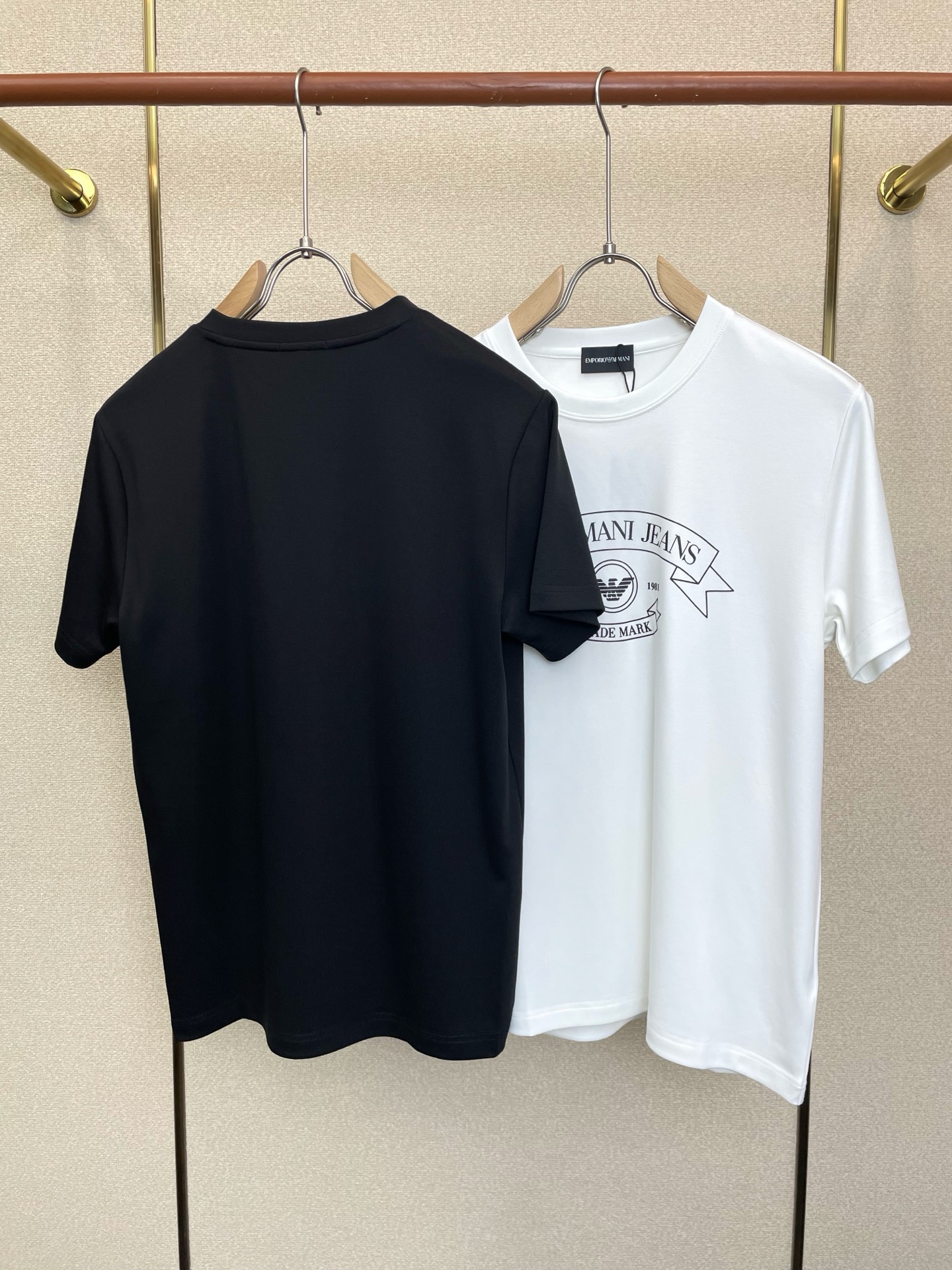 Armani阿玛尼💥砸锅卖铁都要上的新款新款原单男士休闲短袖 高端定制 高端版本 时尚百搭爆款⚠️⚠️✨✨进口面料 手感