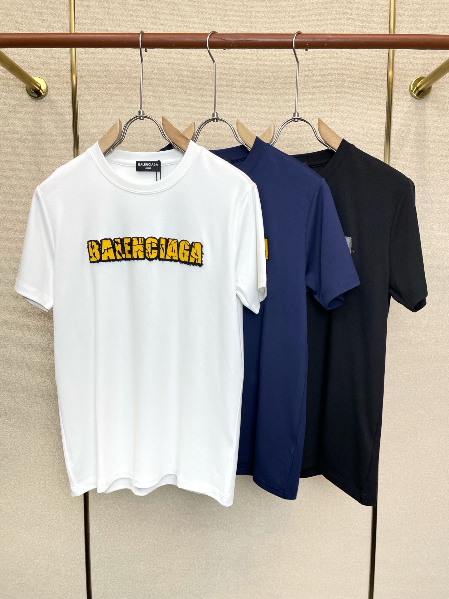 Balenciaga巴黎世家💥砸锅卖铁都要上的新款新款原单男士休闲短袖 高端定制 高端版本 时尚百搭爆款⚠️⚠️✨✨进口