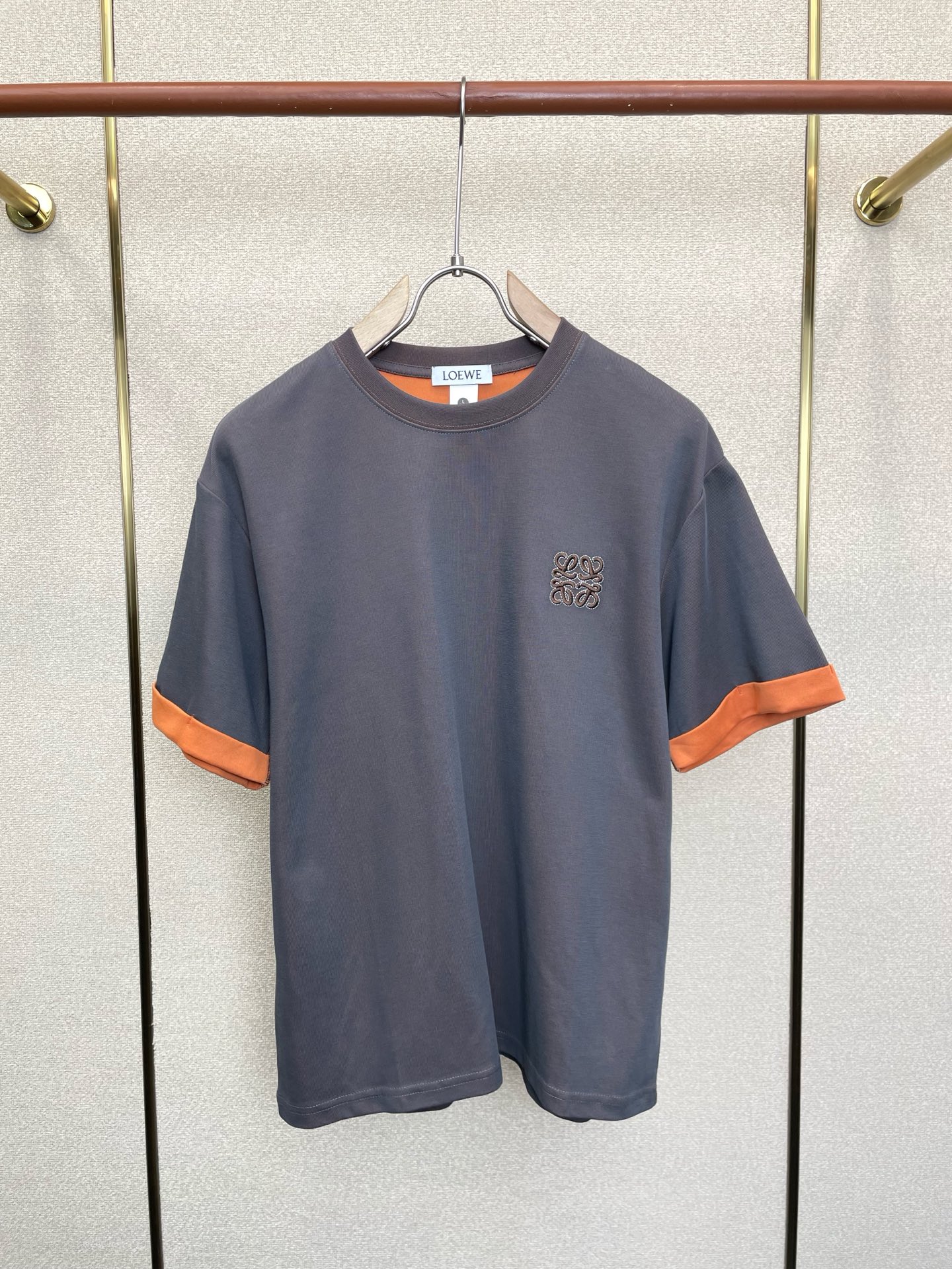 LOEWE罗意威💥砸锅卖铁都要上的新款新款原单男士休闲短袖 高端定制 高端版本 时尚百搭爆款⚠️⚠️✨✨进口面料 手感超