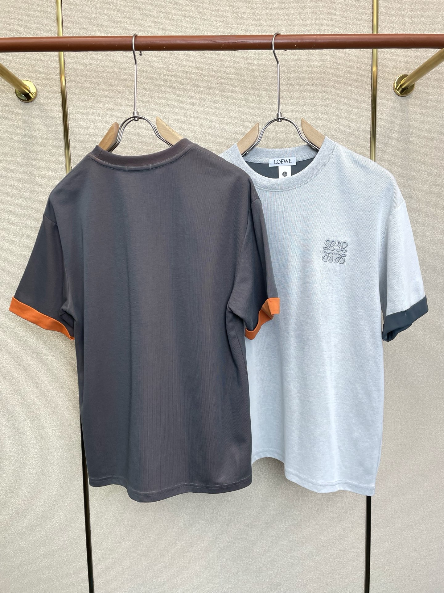 LOEWE罗意威💥砸锅卖铁都要上的新款新款原单男士休闲短袖 高端定制 高端版本 时尚百搭爆款⚠️⚠️✨✨进口面料 手感超