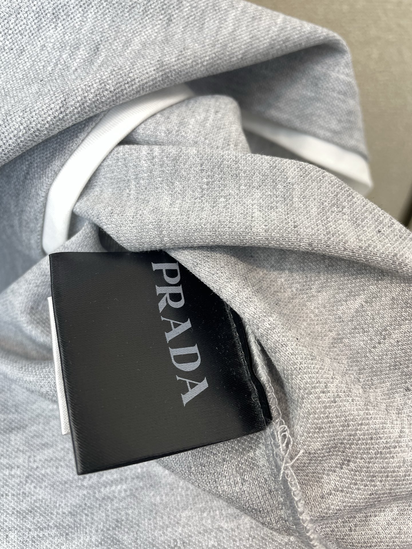 Prada普拉达💥砸锅卖铁都要上的新款新款原单男士休闲短袖 高端定制 高端版本 时尚百搭爆款⚠️⚠️✨✨进口面料 手感超