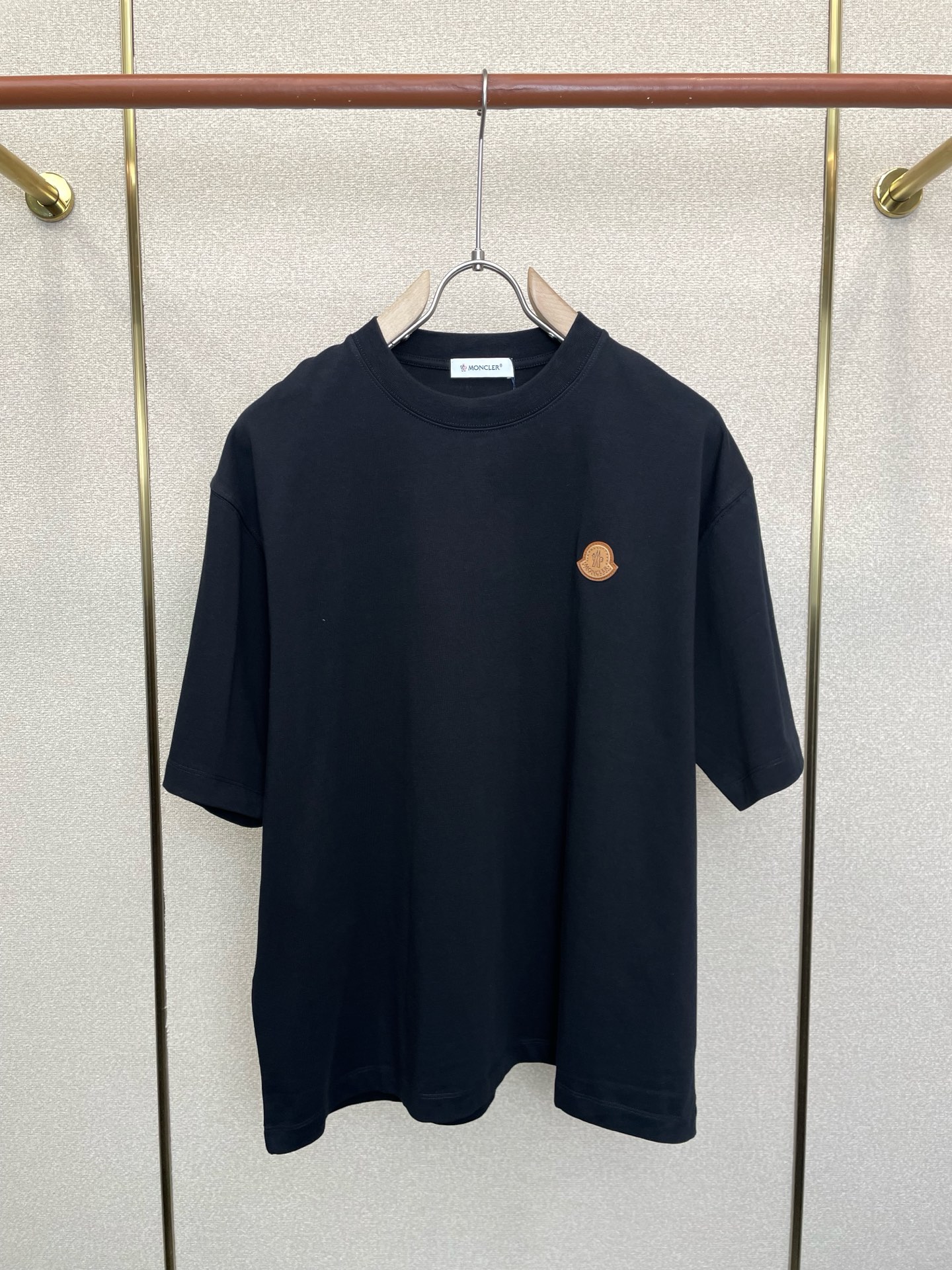 Moncler蒙口💥砸锅卖铁都要上的新款新款原单男士休闲春夏短袖 高端定制 高端版本 时尚百搭爆款⚠️⚠️✨✨进口面料 