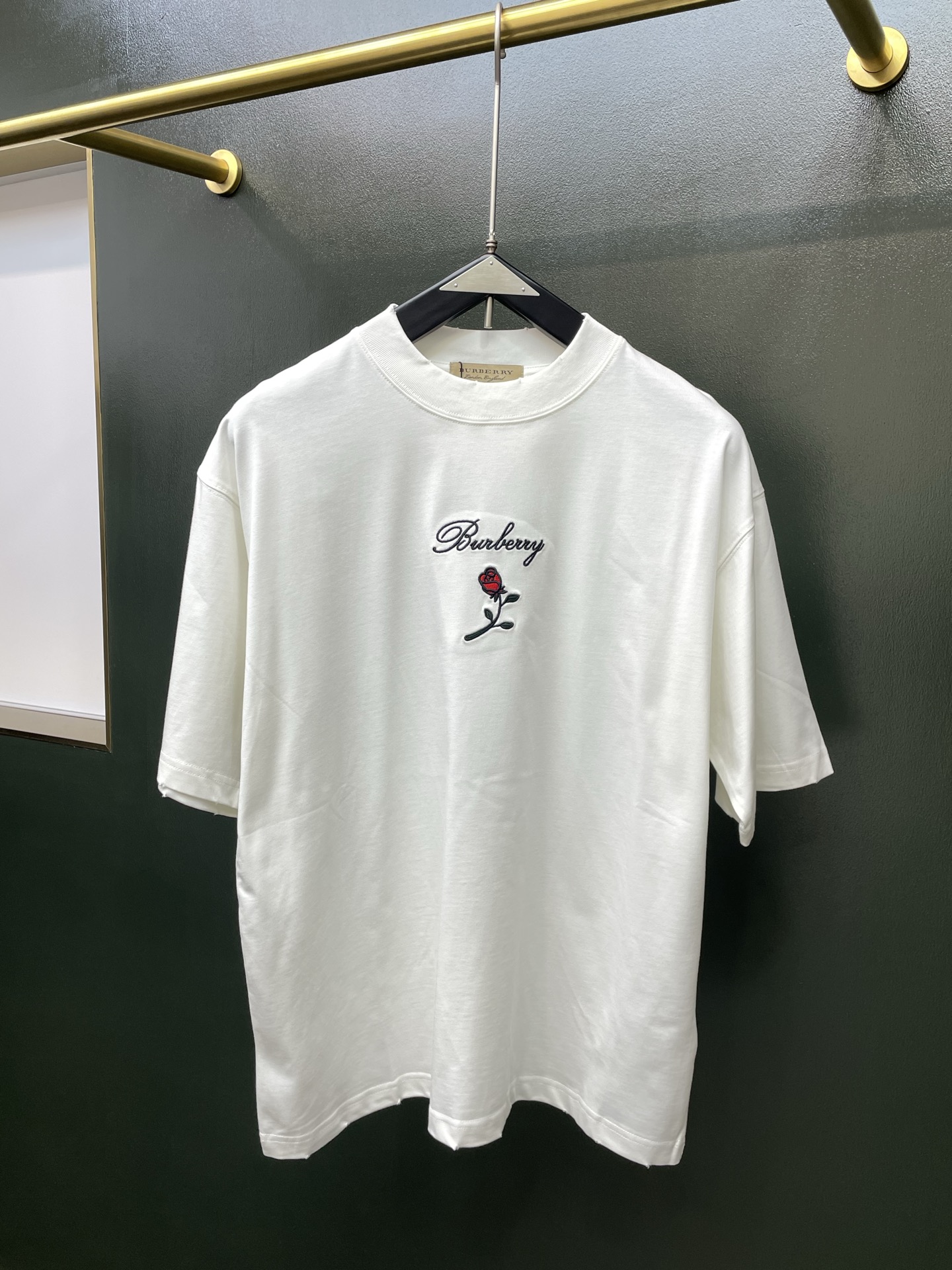 Burberry巴宝莉💥砸锅卖铁都要上的新款新款原单男士休闲春夏短袖 高端定制 高端版本 时尚百搭爆款⚠️⚠️✨✨进口面