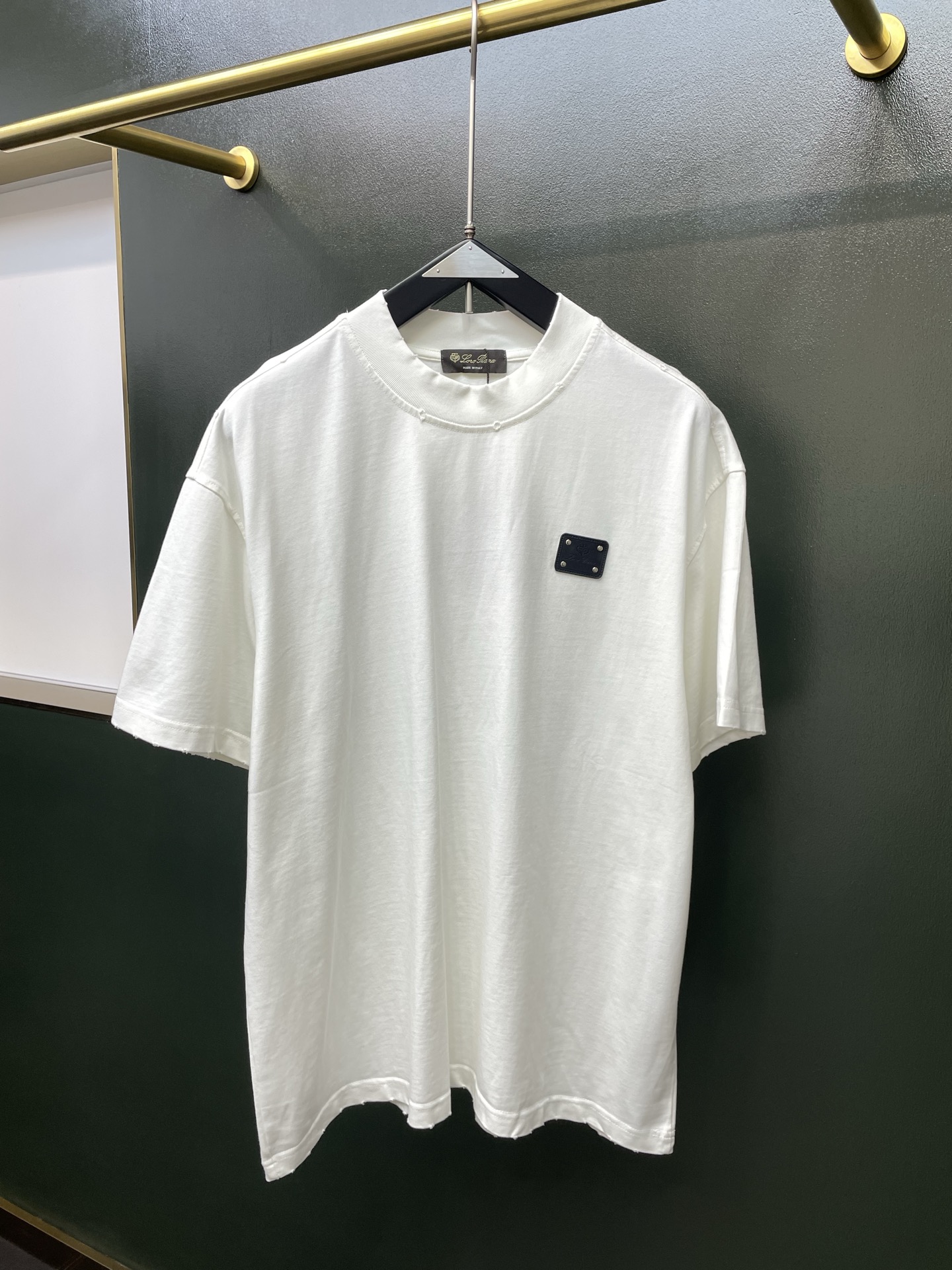 Loro Piana-Loro Piana诺悠翩雅💥砸锅卖铁都要上的新款新款原单男士休闲春夏短袖 高端定制 高端版本 时