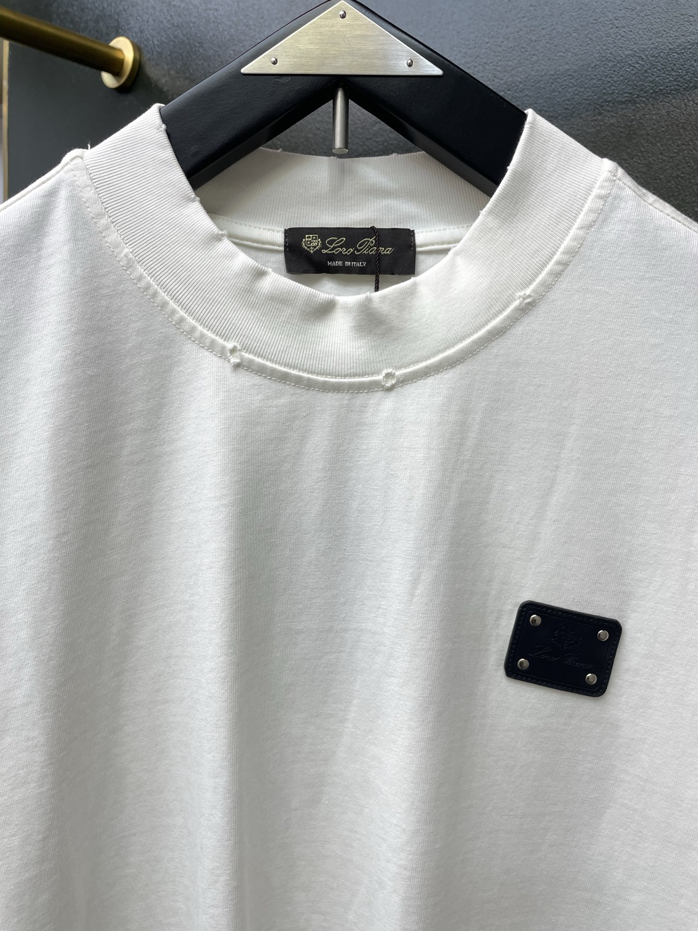 Loro Piana-Loro Piana诺悠翩雅💥砸锅卖铁都要上的新款新款原单男士休闲春夏短袖 高端定制 高端版本 时