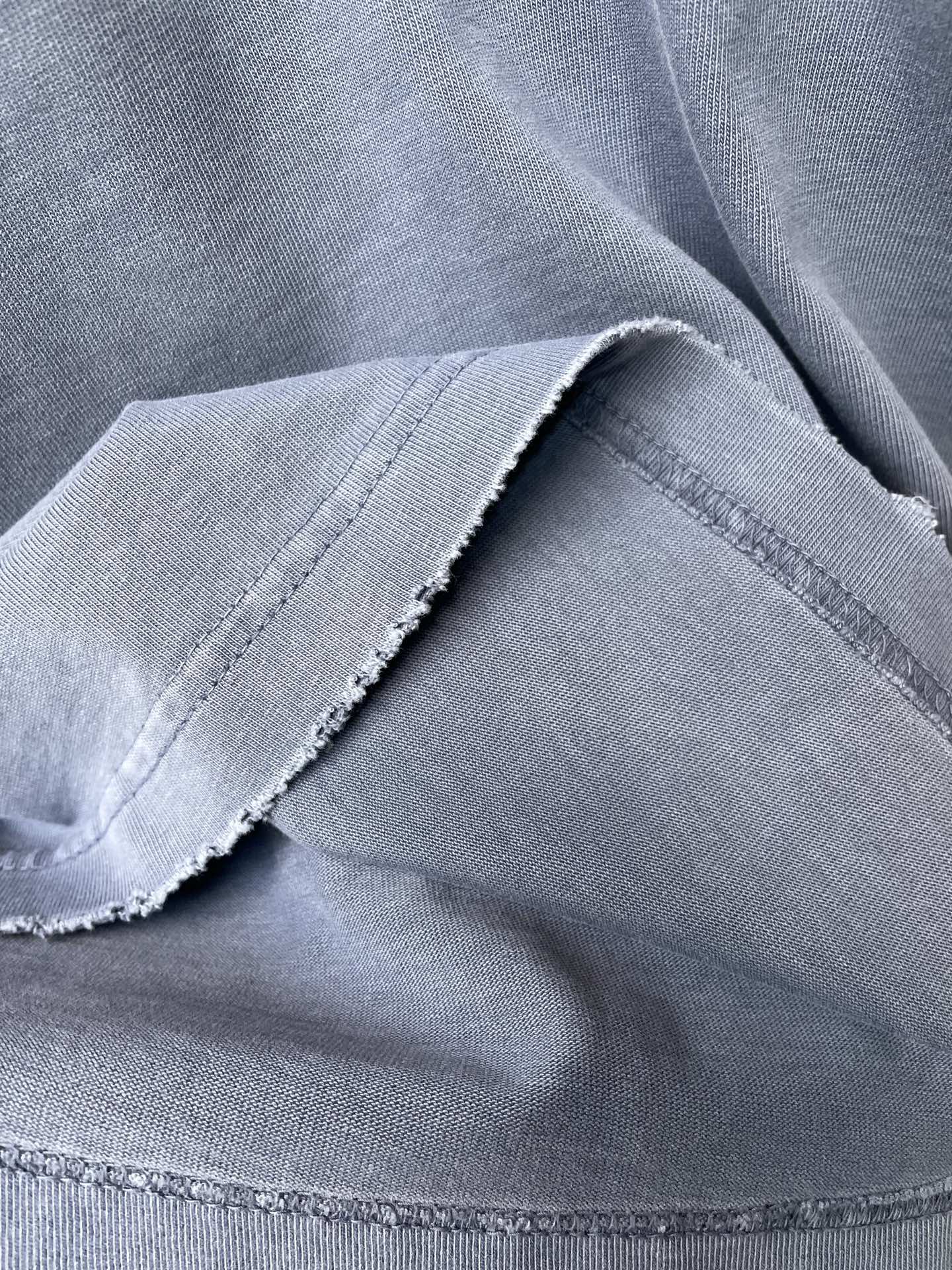 Balenciaga巴黎世家💥砸锅卖铁都要上的新款新款原单男士休闲春夏短袖 高端定制 高端版本 时尚百搭爆款⚠️⚠️✨✨