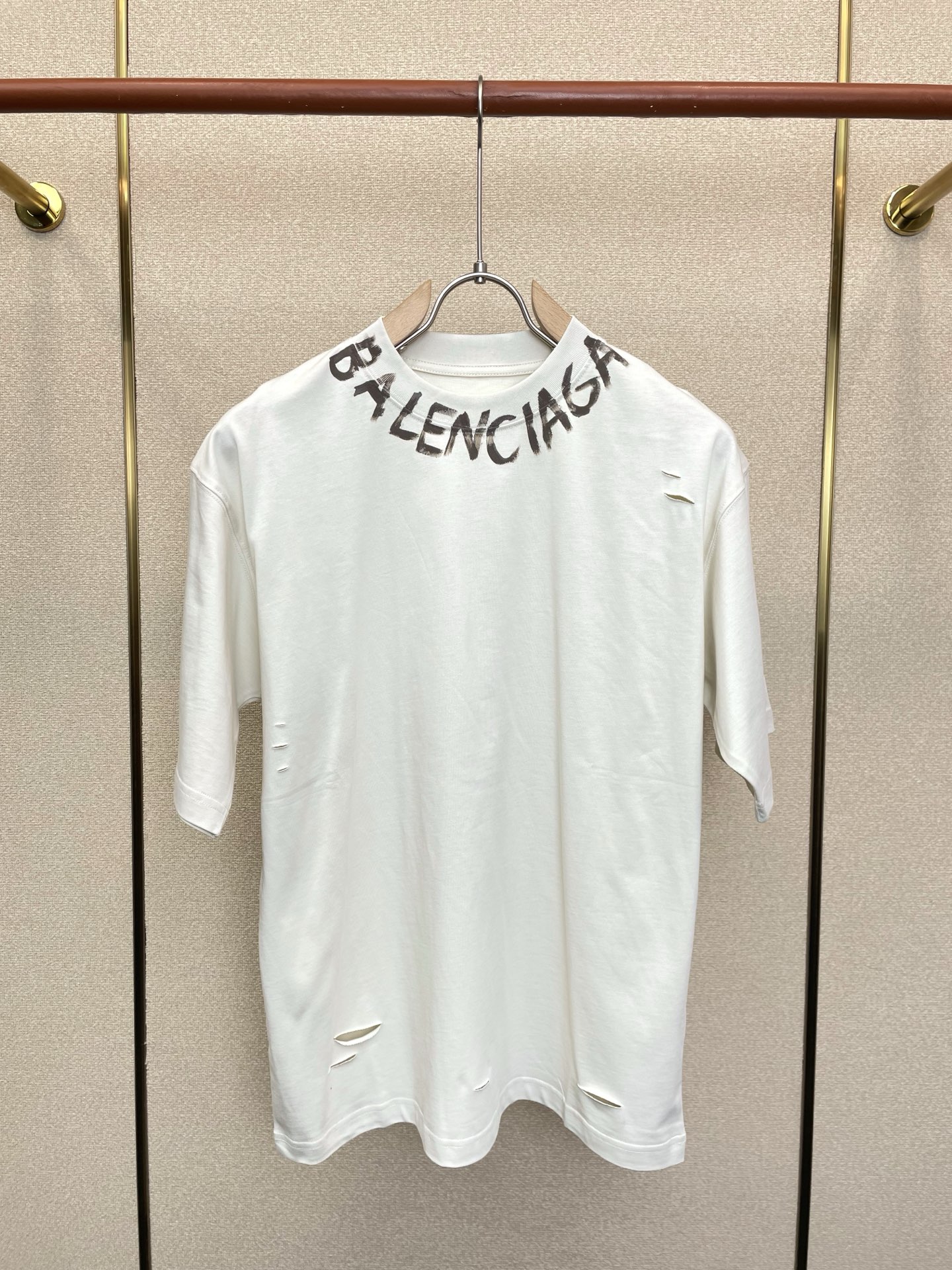 Balenciaga巴黎世家💥砸锅卖铁都要上的新款新款原单男士休闲春夏短袖 高端定制 高端版本 时尚百搭爆款⚠️⚠️✨✨