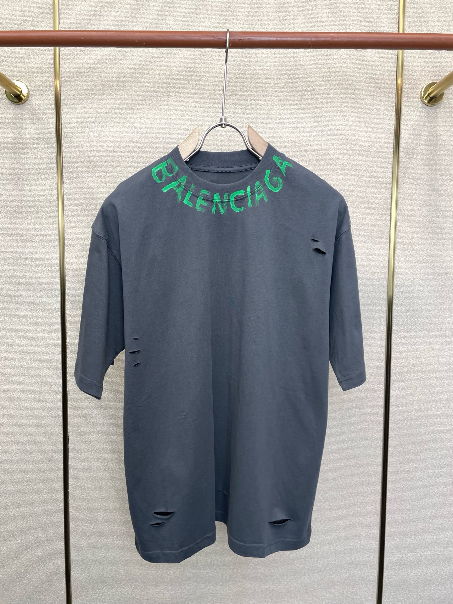 Balenciaga巴黎世家💥砸锅卖铁都要上的新款新款原单男士休闲春夏短袖 高端定制 高端版本 时尚百搭爆款⚠️⚠️✨✨