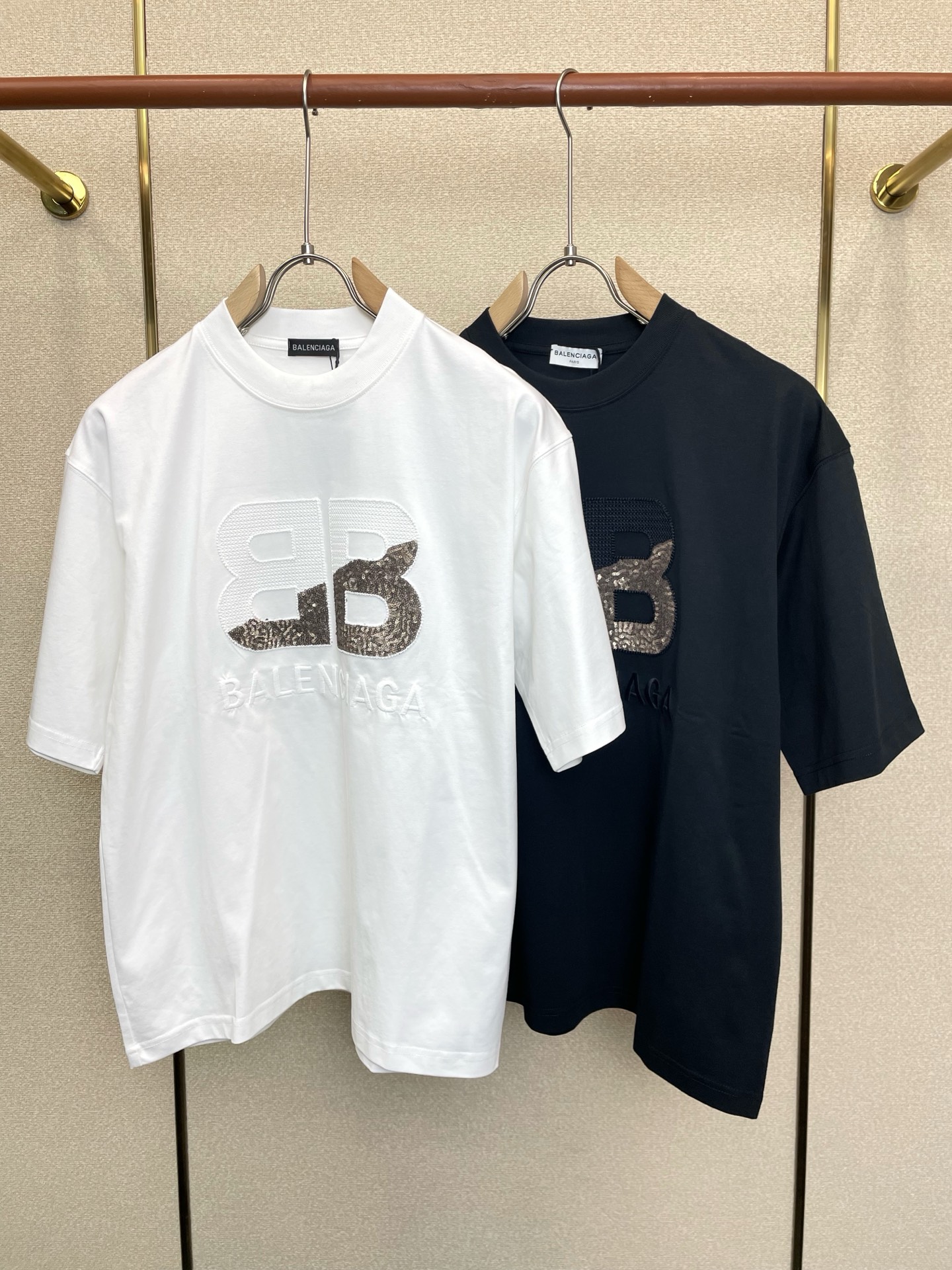 Balenciaga巴黎世家💥砸锅卖铁都要上的新款新款原单男士休闲春夏短袖 高端定制 高端版本 时尚百搭爆款⚠️⚠️✨✨