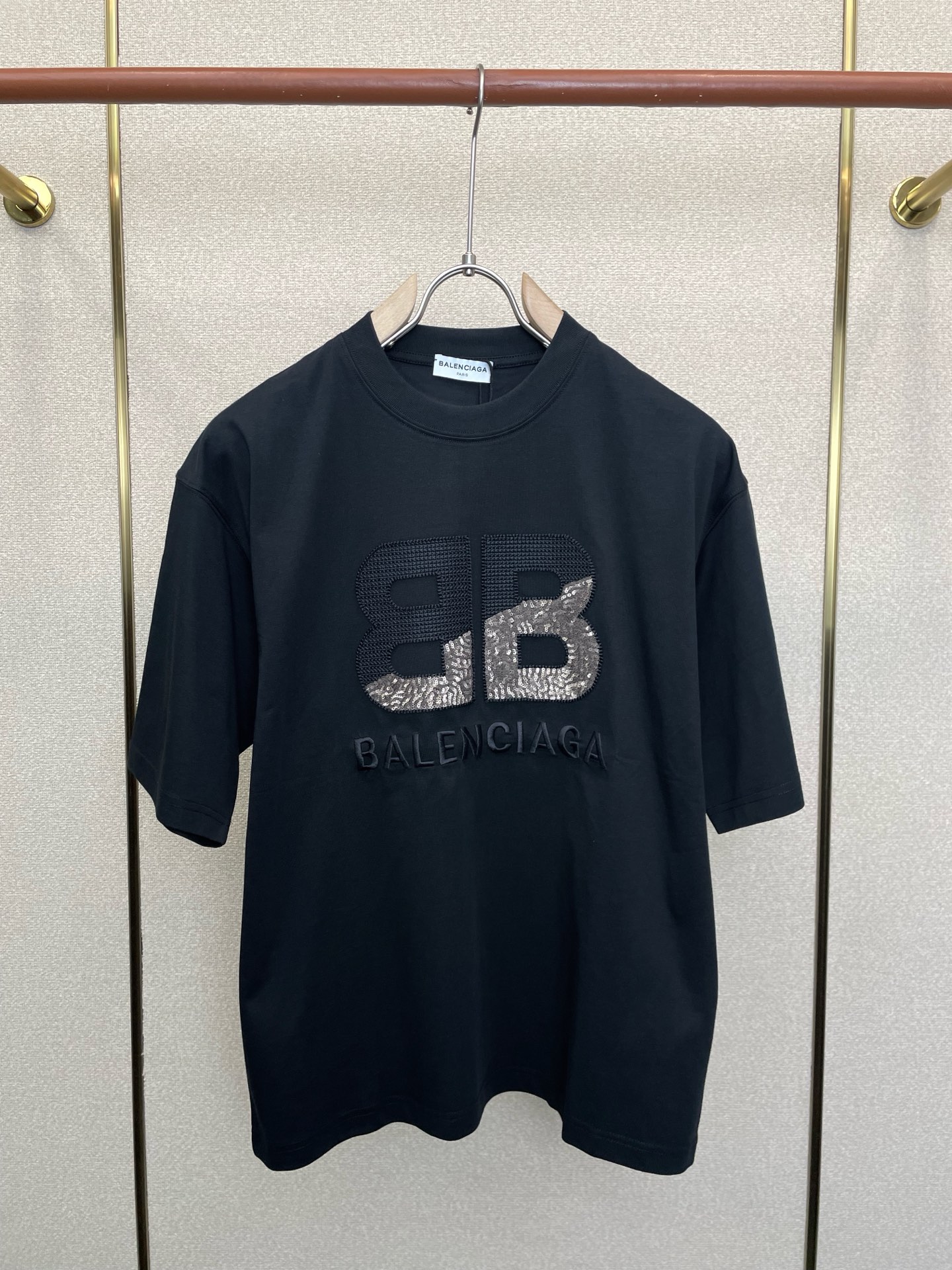 Balenciaga巴黎世家💥砸锅卖铁都要上的新款新款原单男士休闲春夏短袖 高端定制 高端版本 时尚百搭爆款⚠️⚠️✨✨