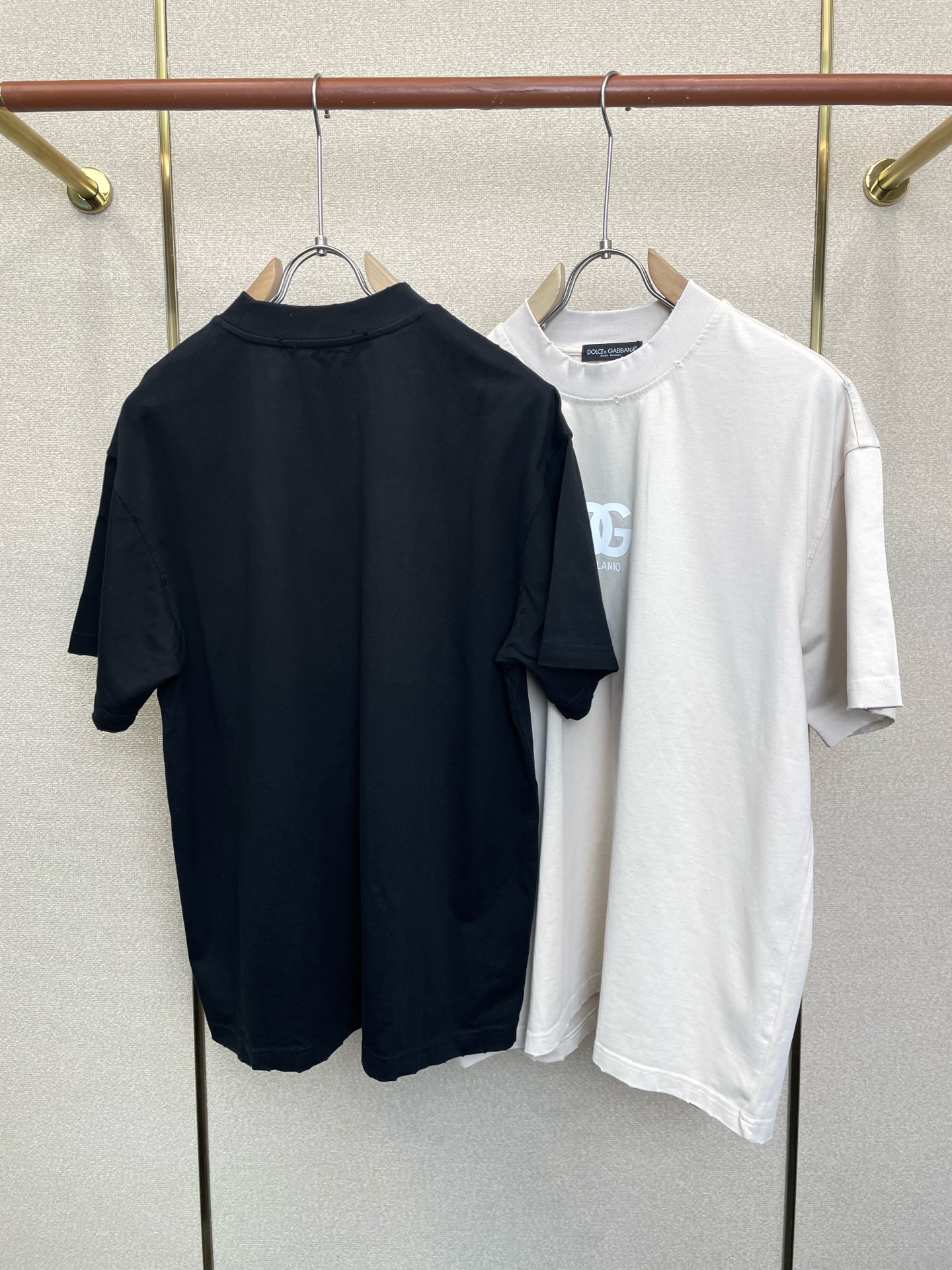 Dolce&Gabbana杜嘉班纳💥砸锅卖铁都要上的新款新款原单男士休闲春夏短袖 高端定制 高端版本 时尚百搭爆款⚠️⚠
