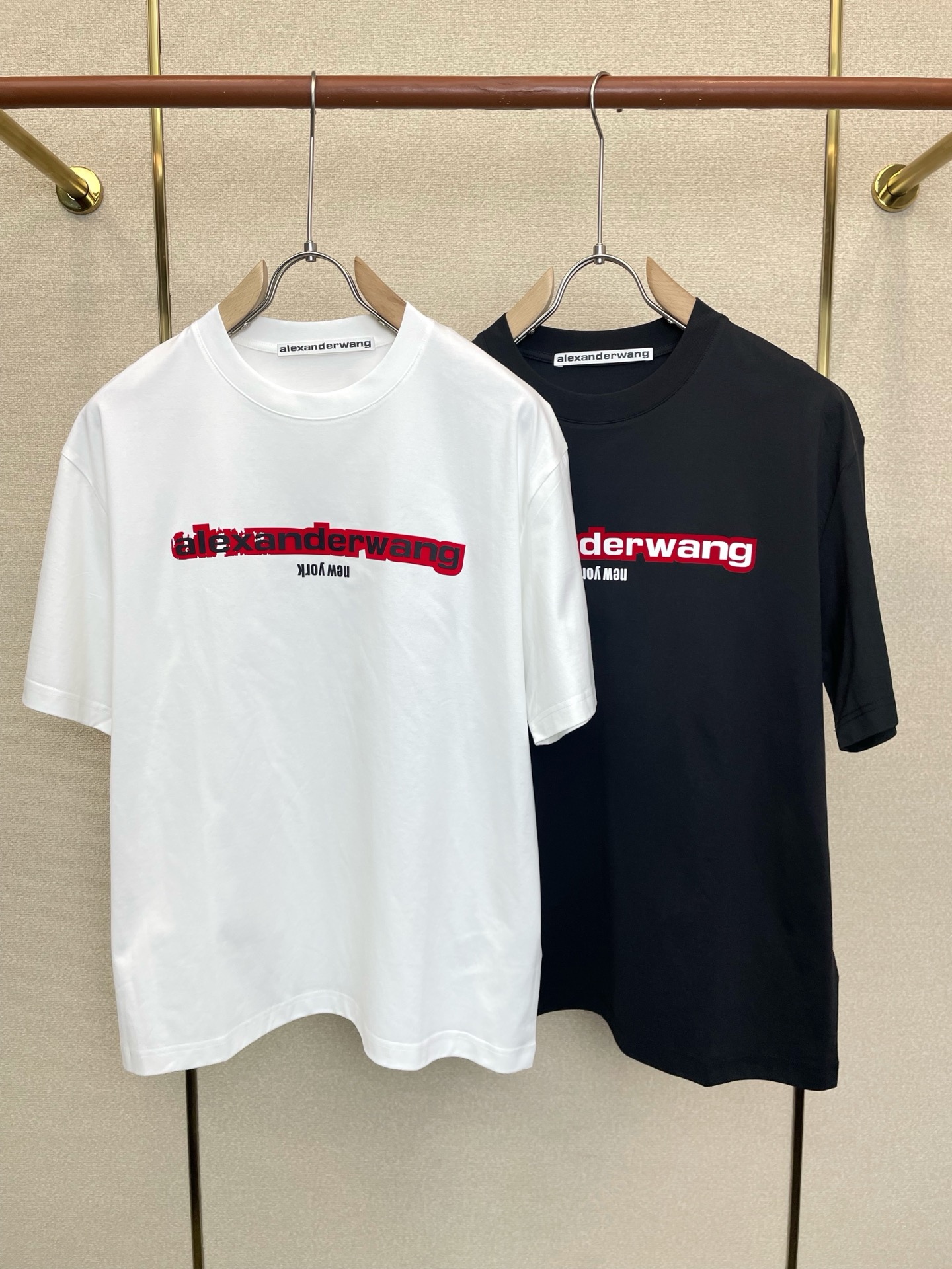 Alexanderwang亚历山大王💥砸锅卖铁都要上的新款新款原单男士休闲短袖 高端定制 高端版本 时尚百搭爆款⚠️⚠️