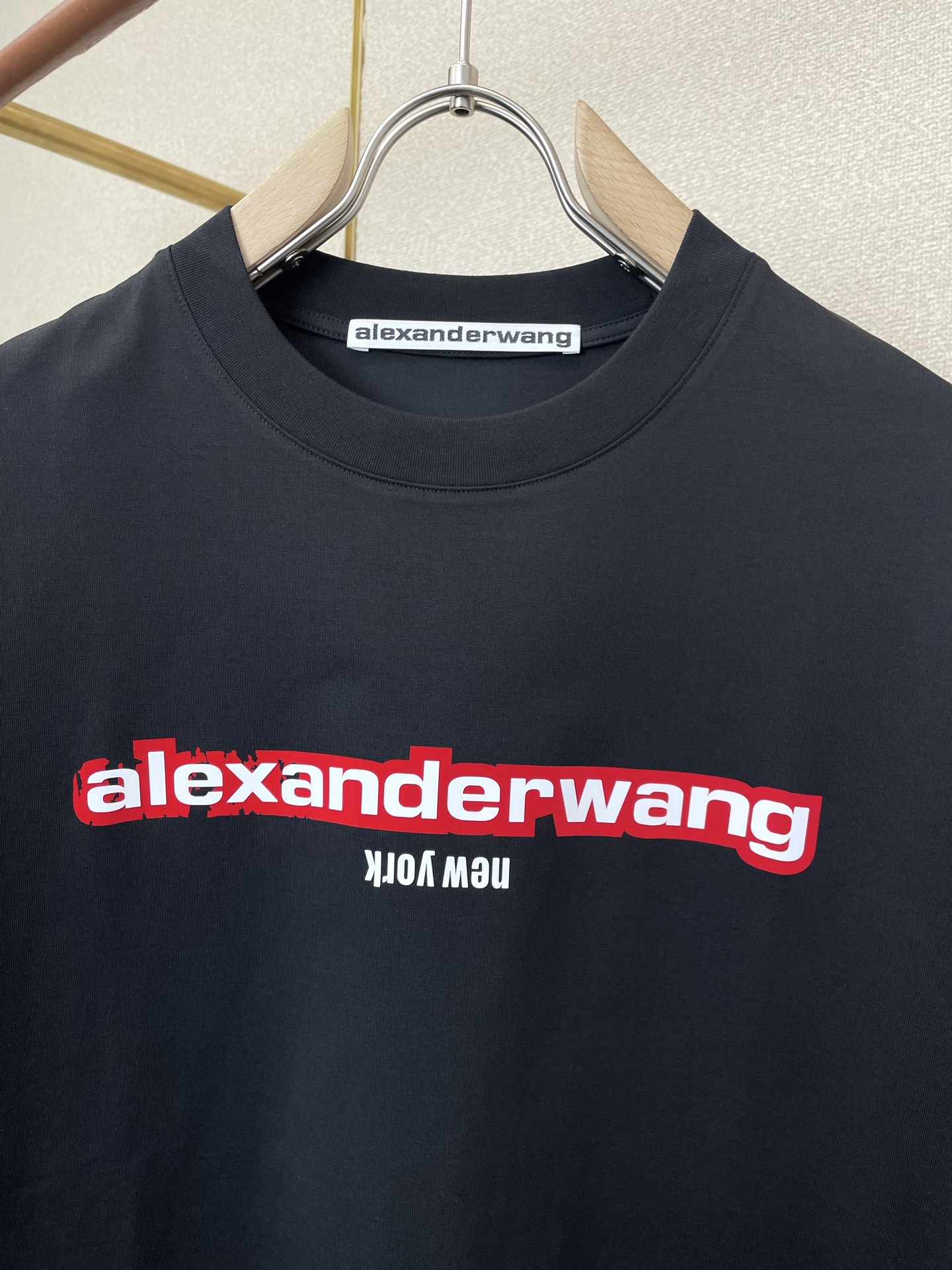 Alexanderwang亚历山大王💥砸锅卖铁都要上的新款新款原单男士休闲短袖 高端定制 高端版本 时尚百搭爆款⚠️⚠️