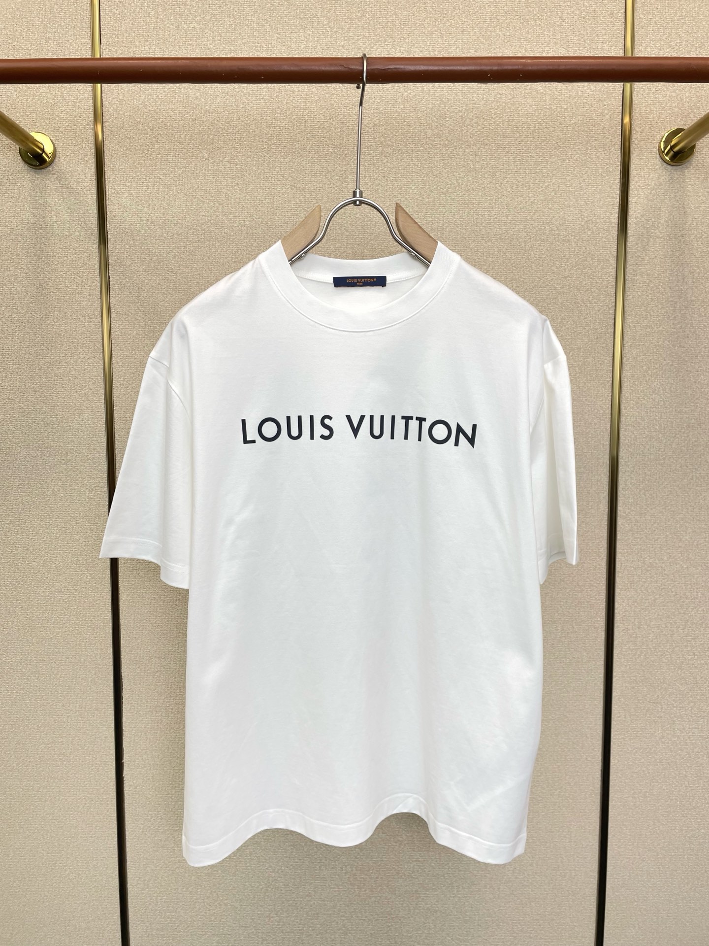 Louis Vuitton路易威登💥砸锅卖铁都要上的新款新款原单男士休闲短袖 高端定制 高端版本 时尚百搭爆款⚠️⚠️✨