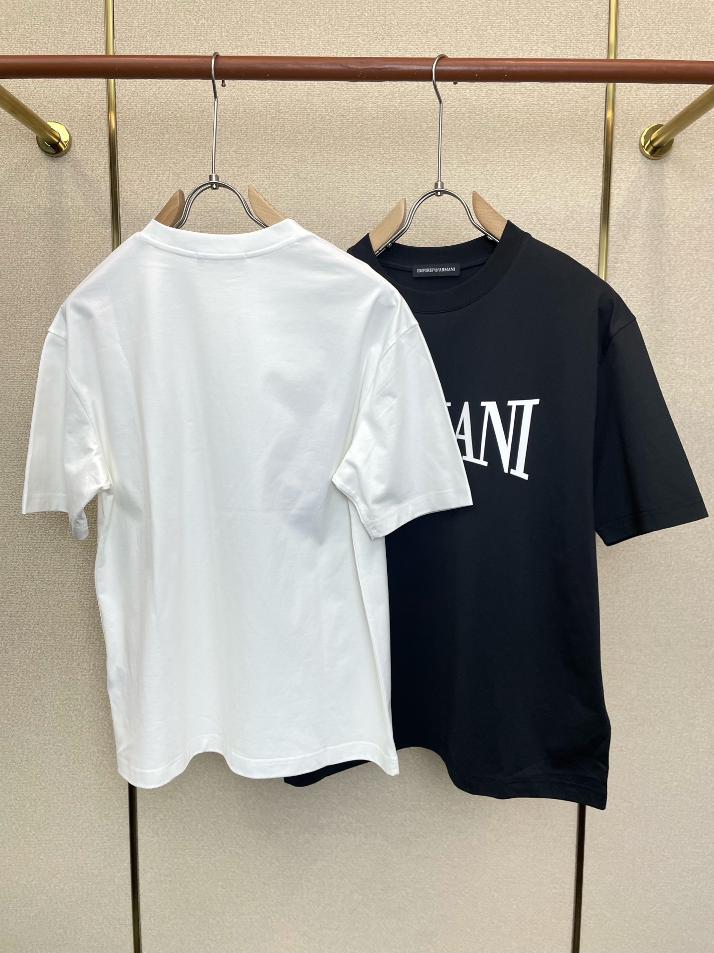 ARMANI阿玛尼💥砸锅卖铁都要上的新款新款原单男士休闲短袖 高端定制 高端版本 时尚百搭爆款⚠️⚠️✨✨进口面料 手感