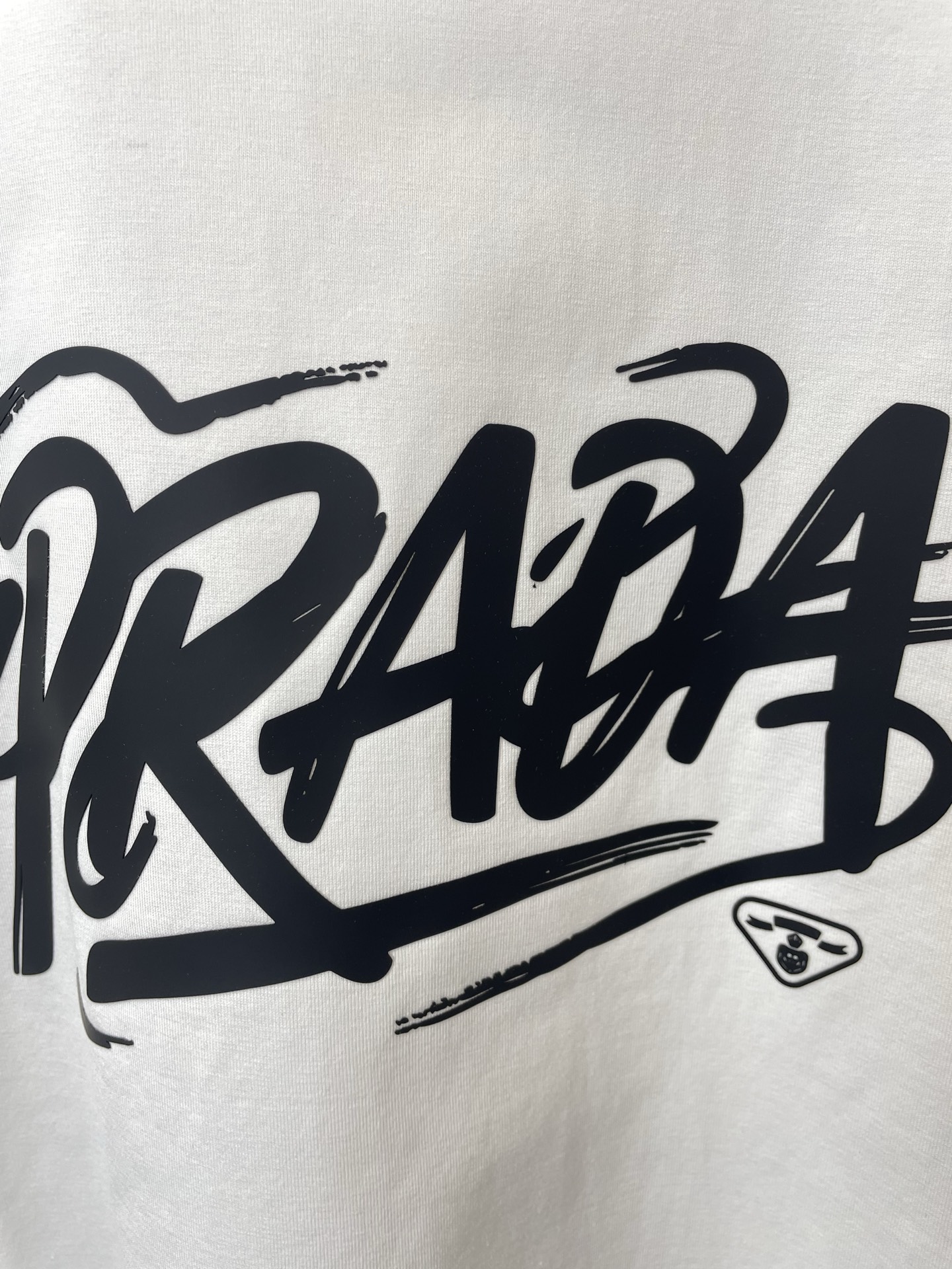 Prada普拉达💥砸锅卖铁都要上的新款新款原单男士休闲短袖 高端定制 高端版本 时尚百搭爆款⚠️⚠️✨✨进口面料 手感超