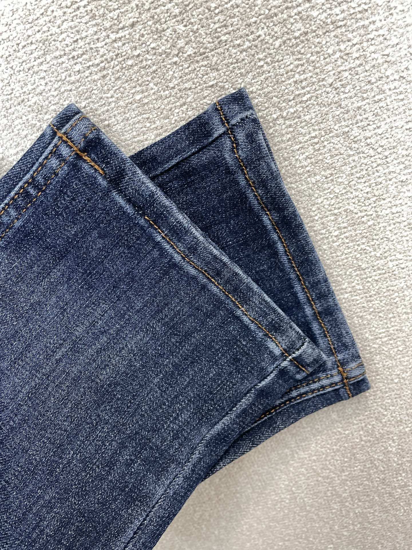 ZEGNA杰尼亚💥砸锅卖铁都要上的新款新款休闲牛仔裤👖高端版本 专柜定制面料 透气舒适度高，细节无可挑剔，品牌元素设计理