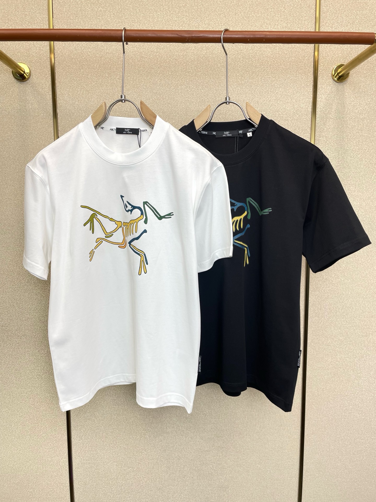 Arc’teryx始祖鸟💥砸锅卖铁都要上的新款新款原单男士休闲短袖 高端定制 高端版本 时尚百搭爆款⚠️⚠️✨✨进口面料